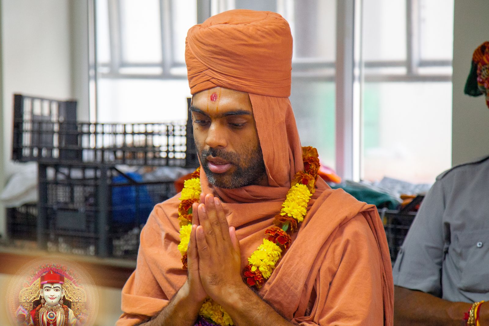©1987-2017 SKS Swaminarayan Temple East London