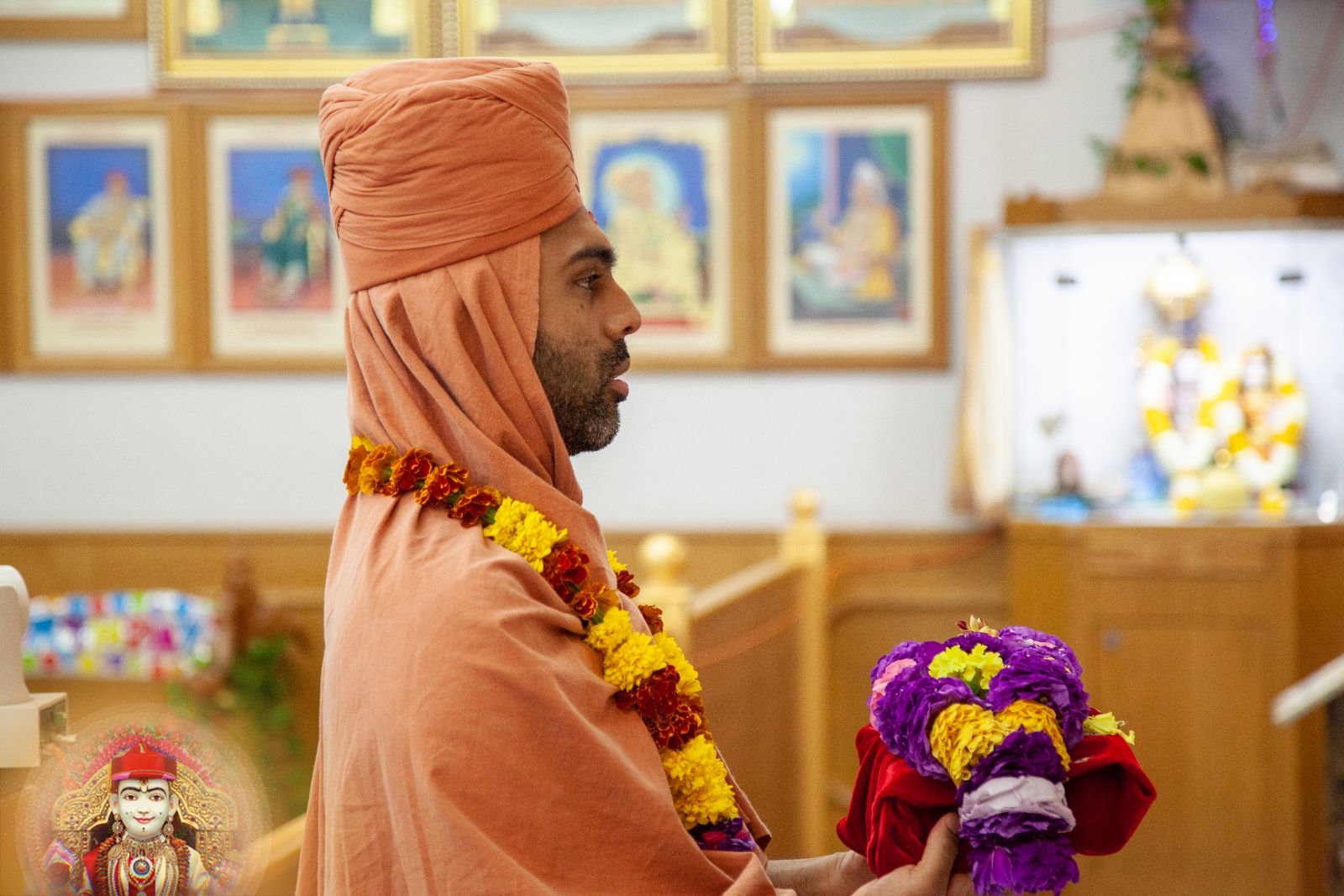©1987-2017 SKS Swaminarayan Temple East London