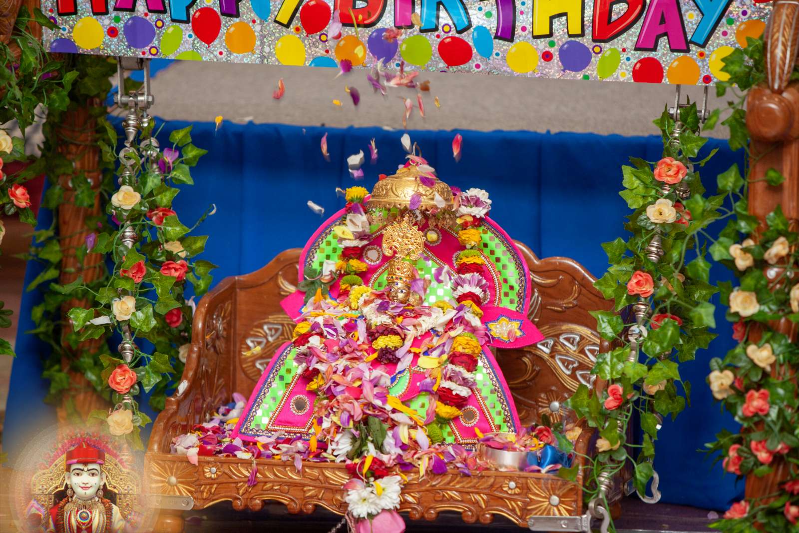 ©1987-2017 SKS Swaminarayan Temple East London