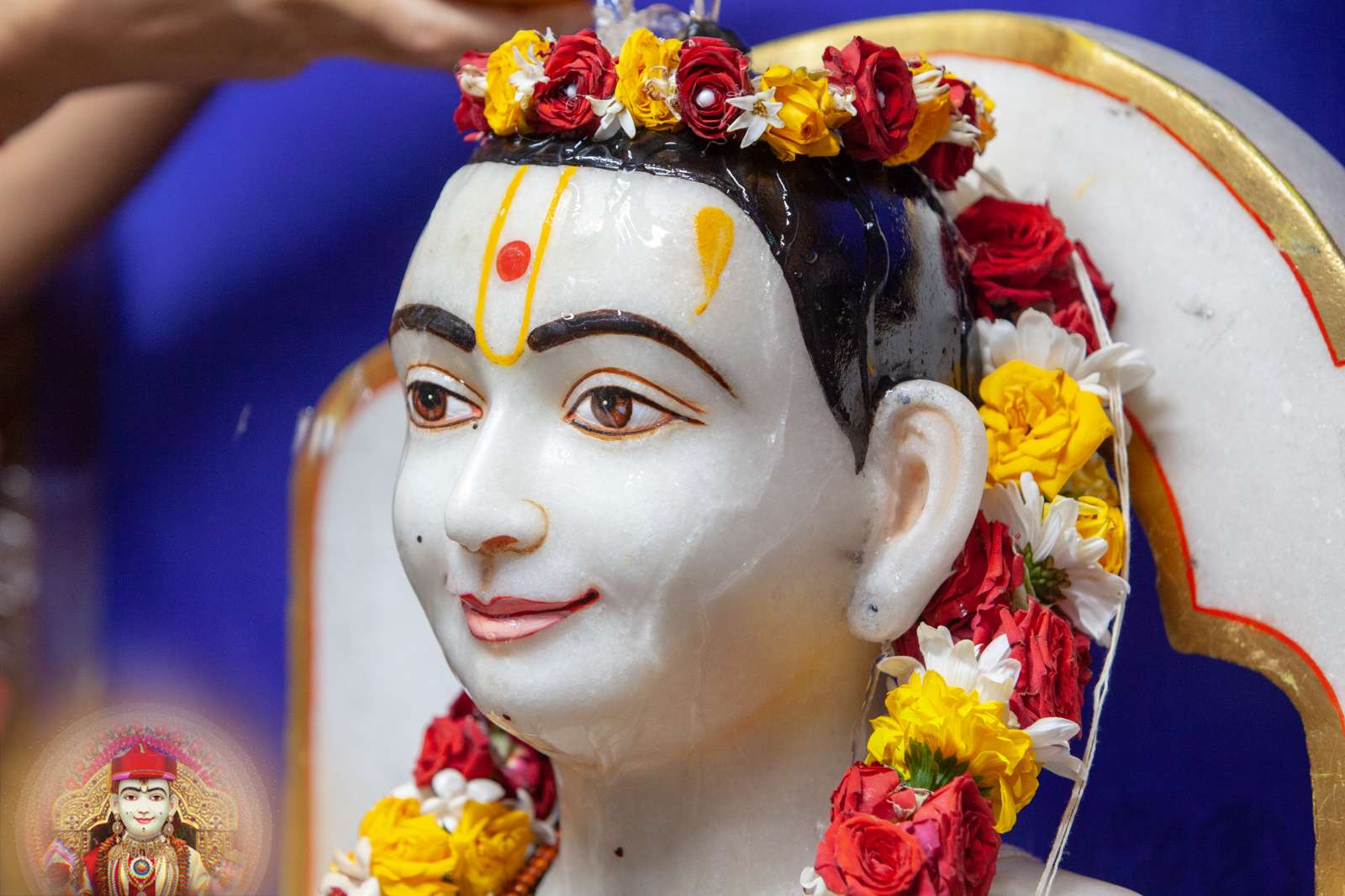 ©1987-2017 SKS Swaminarayan Temple East London