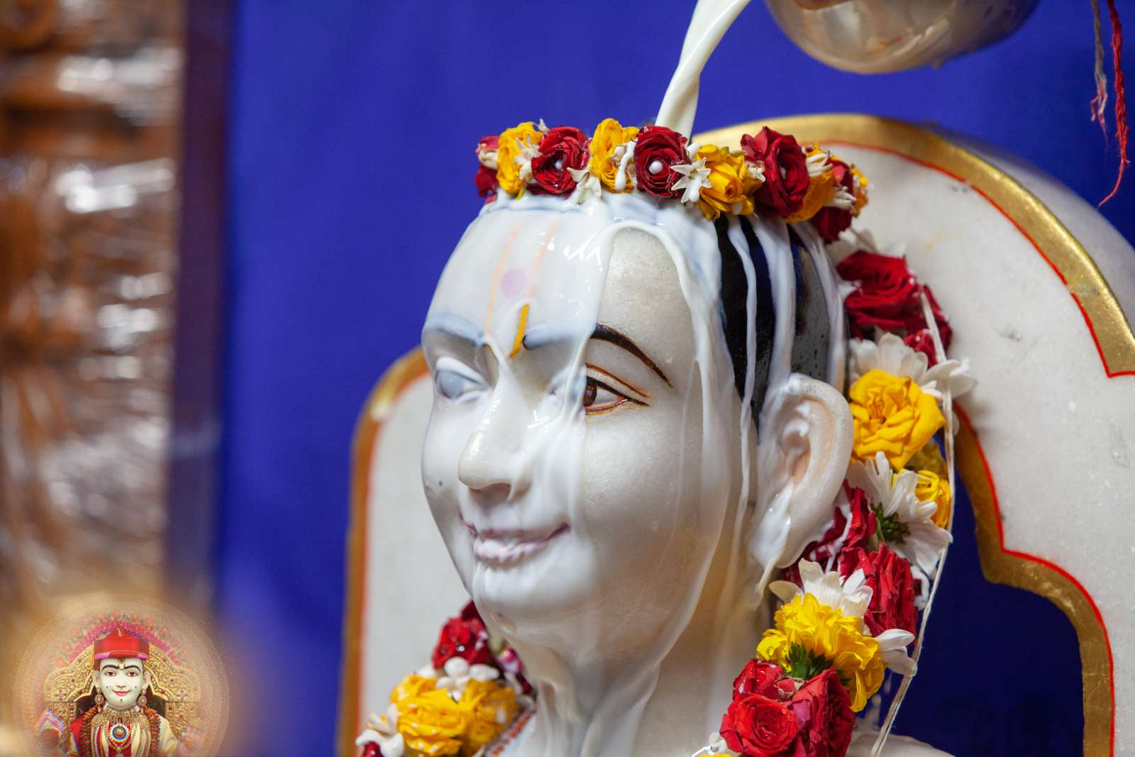 ©1987-2017 SKS Swaminarayan Temple East London