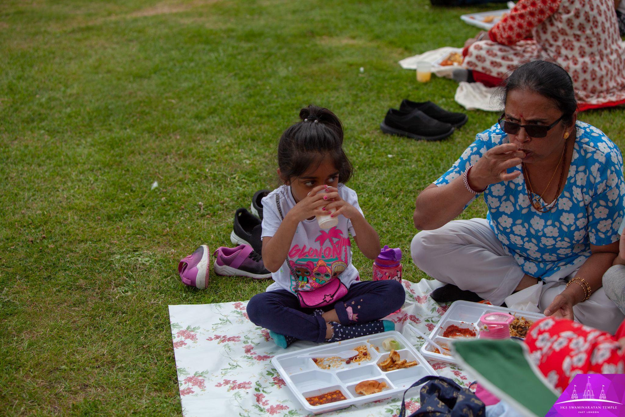 ©1987-2017 SKS Swaminarayan Temple East London