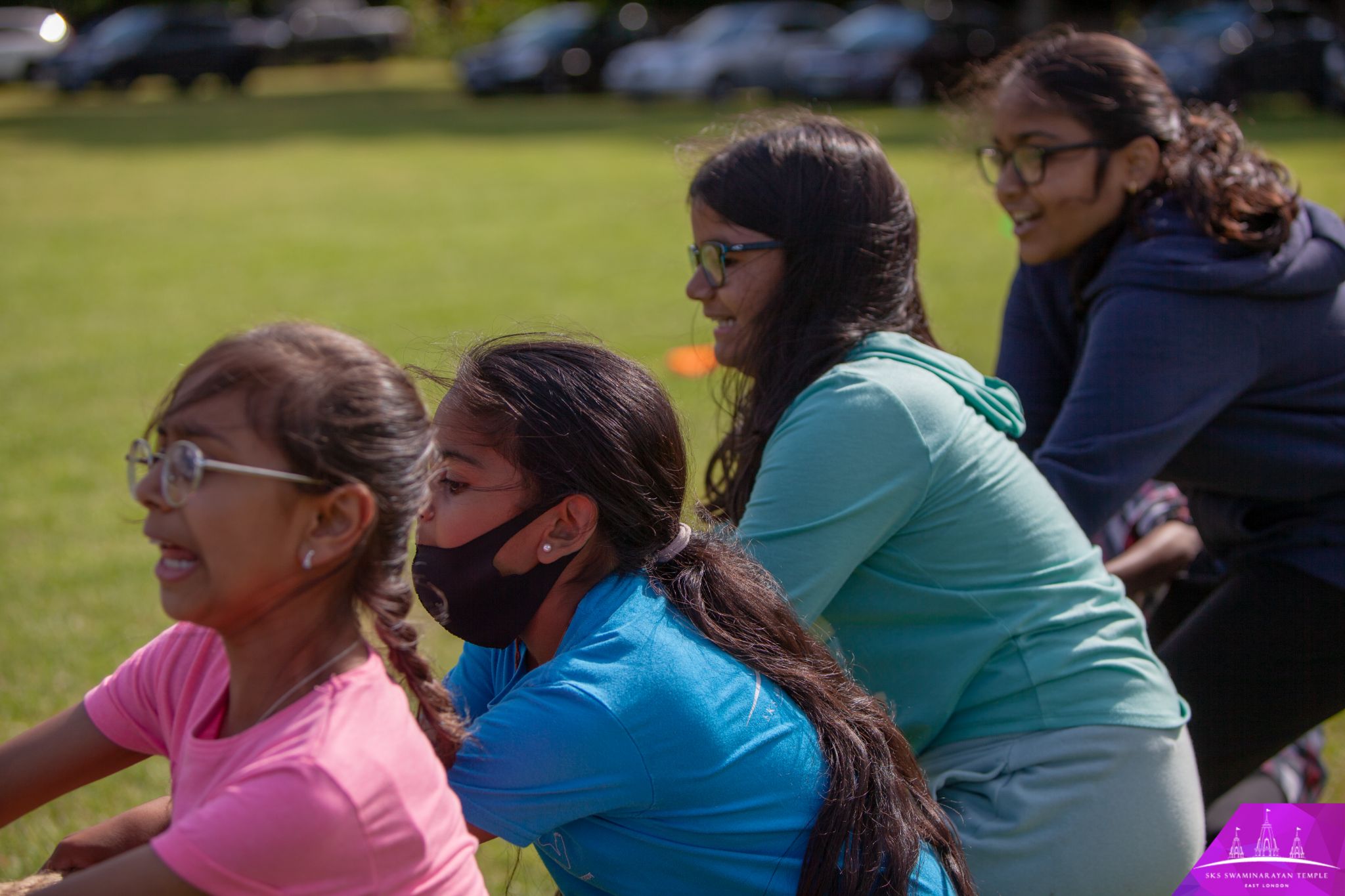 ©1987-2017 SKS Swaminarayan Temple East London