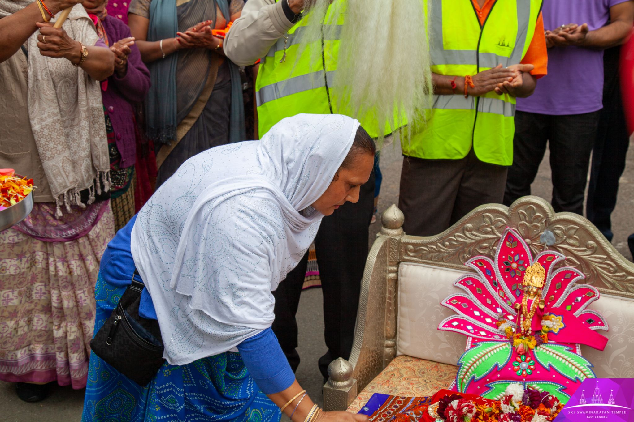 ©1987-2017 SKS Swaminarayan Temple East London