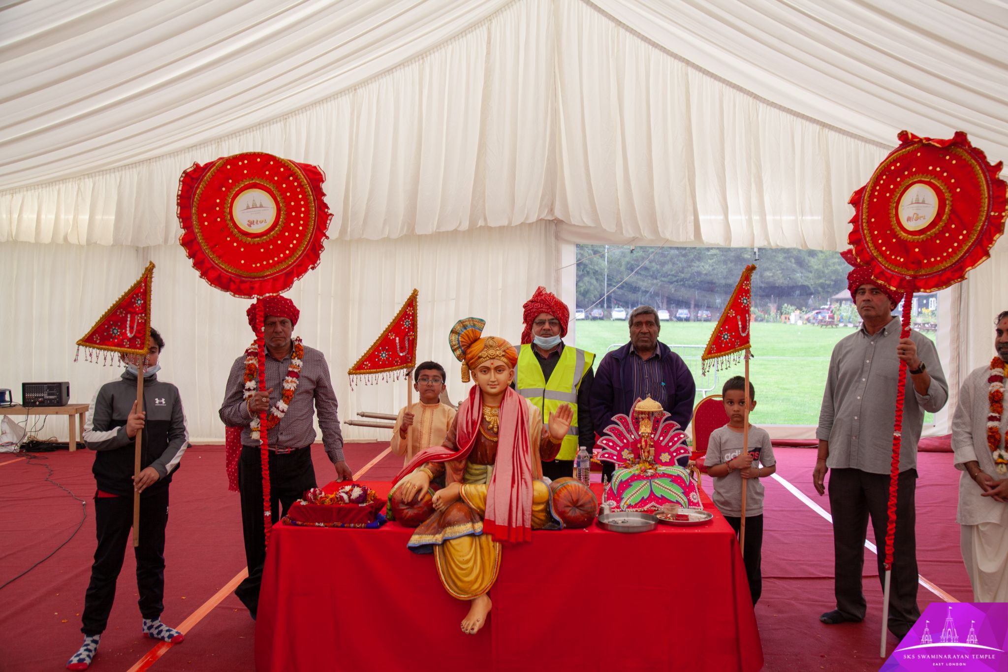 ©1987-2017 SKS Swaminarayan Temple East London