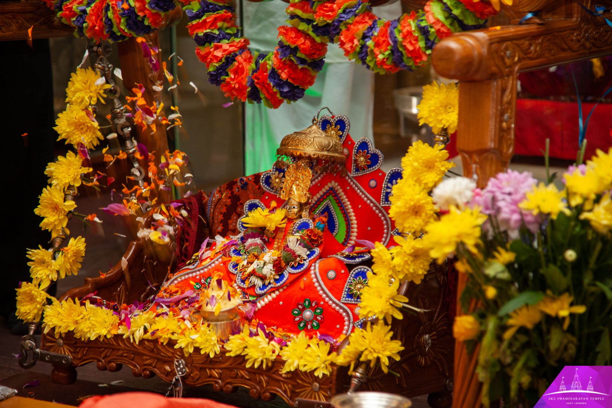 ©1987-2017 SKS Swaminarayan Temple East London
