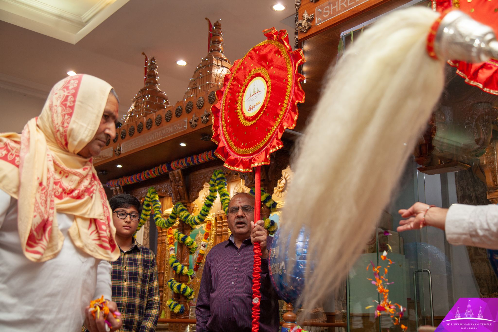 ©1987-2017 SKS Swaminarayan Temple East London