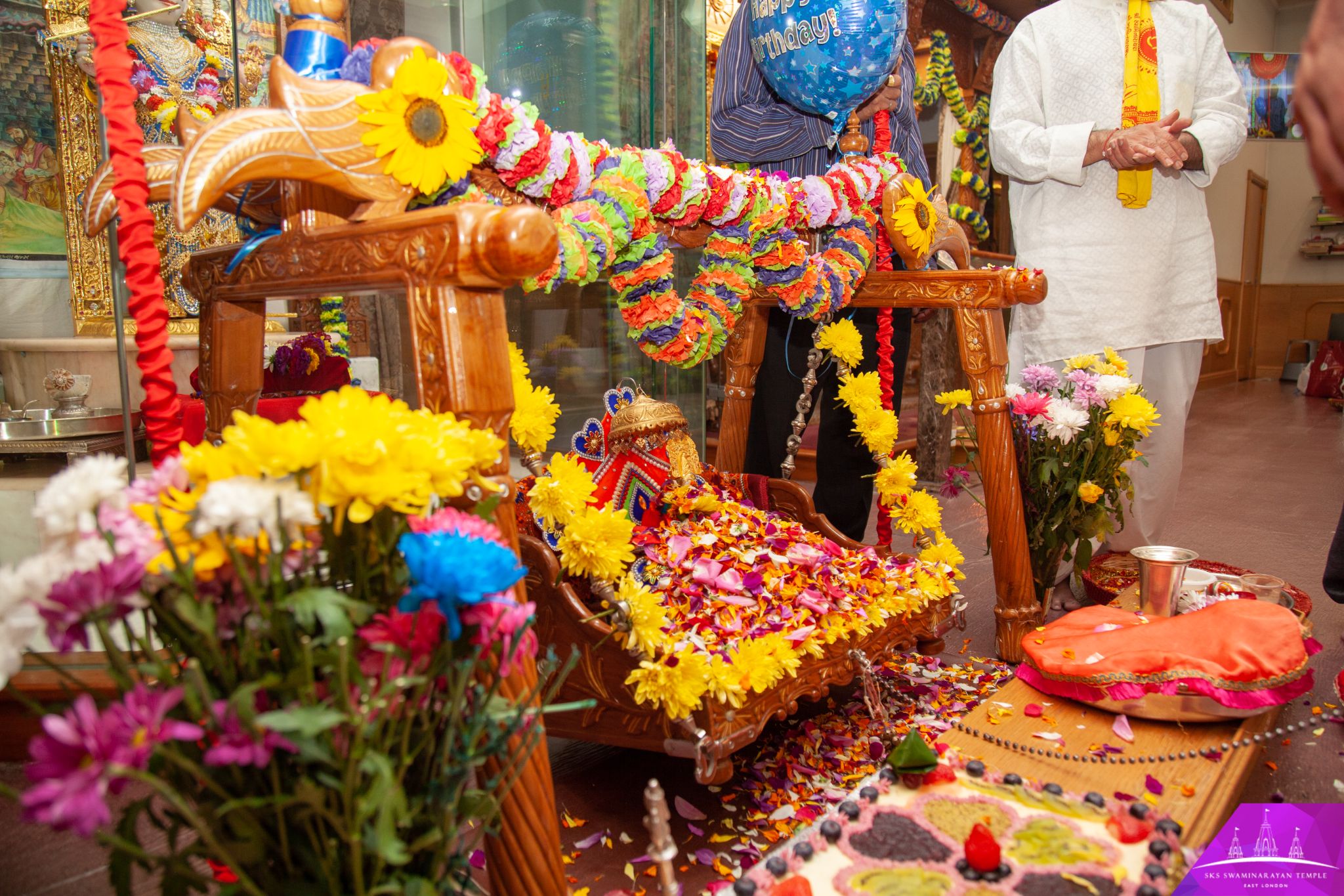 ©1987-2017 SKS Swaminarayan Temple East London