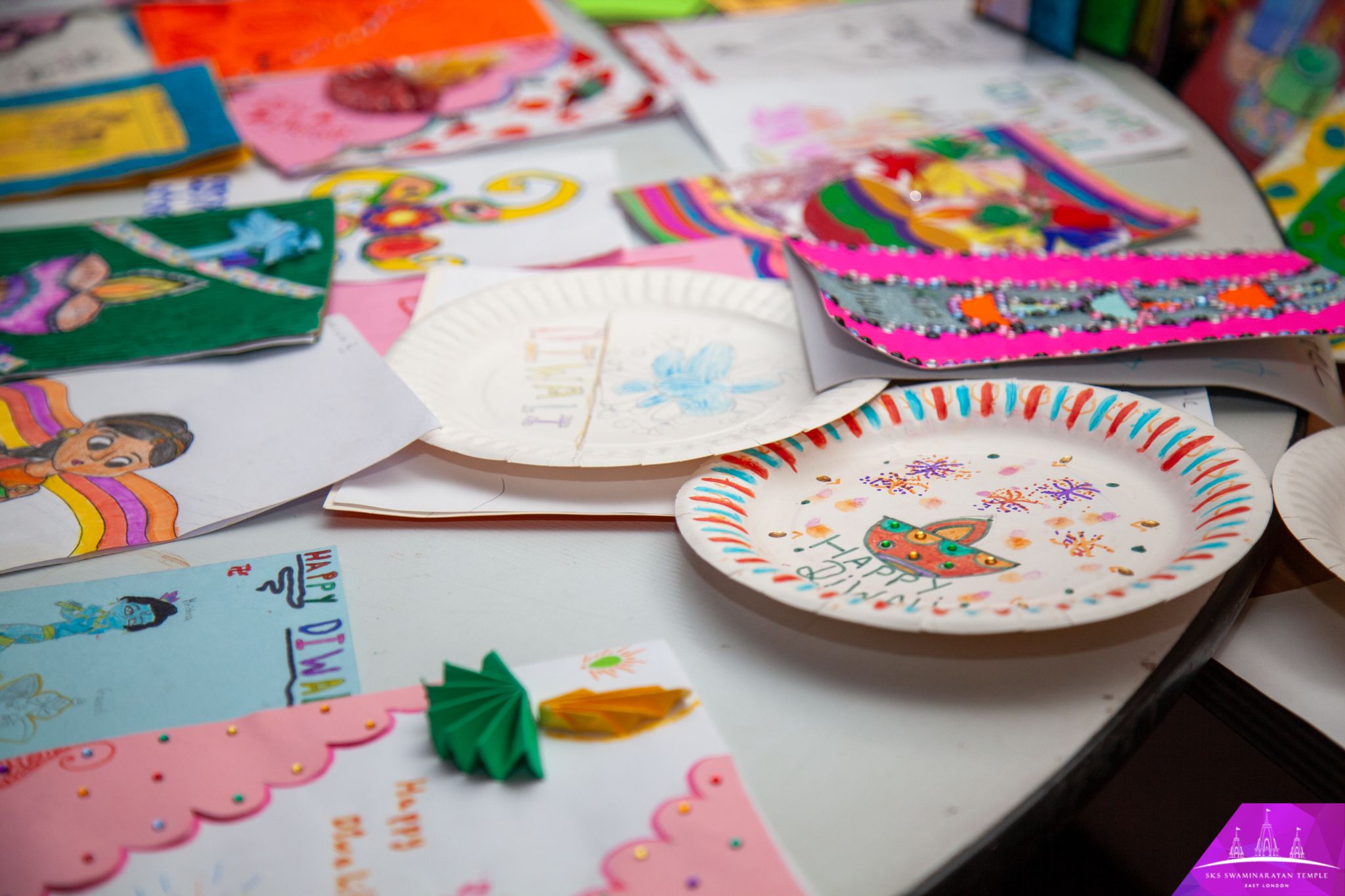 ©1987-2017 SKS Swaminarayan Temple East London