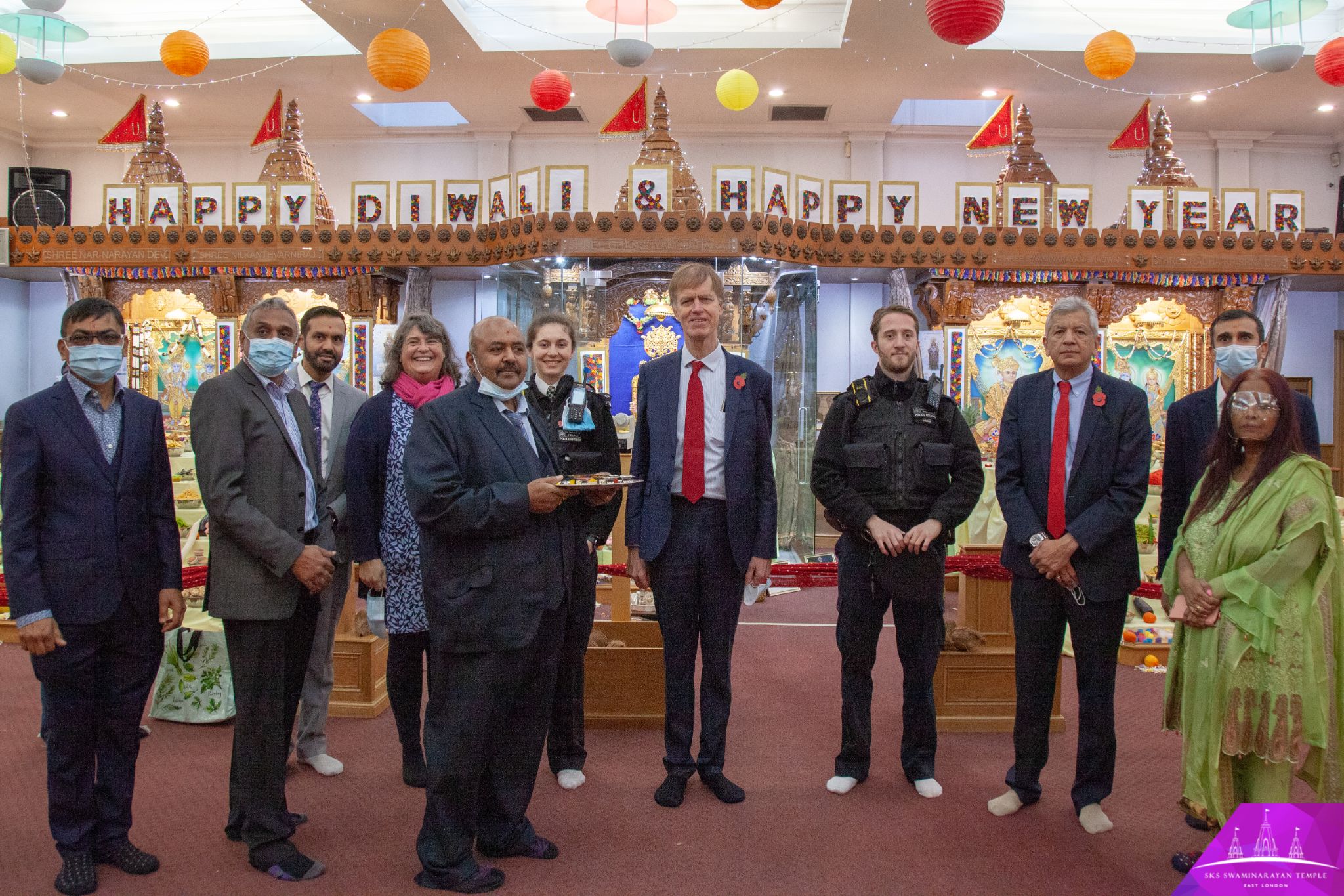 ©1987-2017 SKS Swaminarayan Temple East London