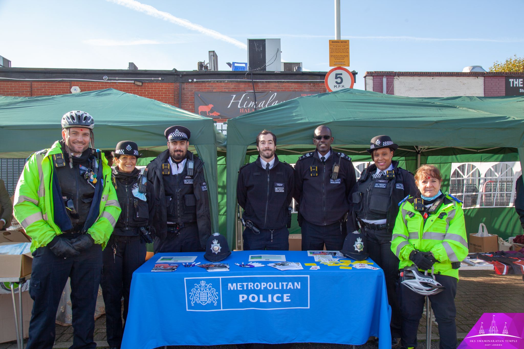 ©1987-2017 SKS Swaminarayan Temple East London