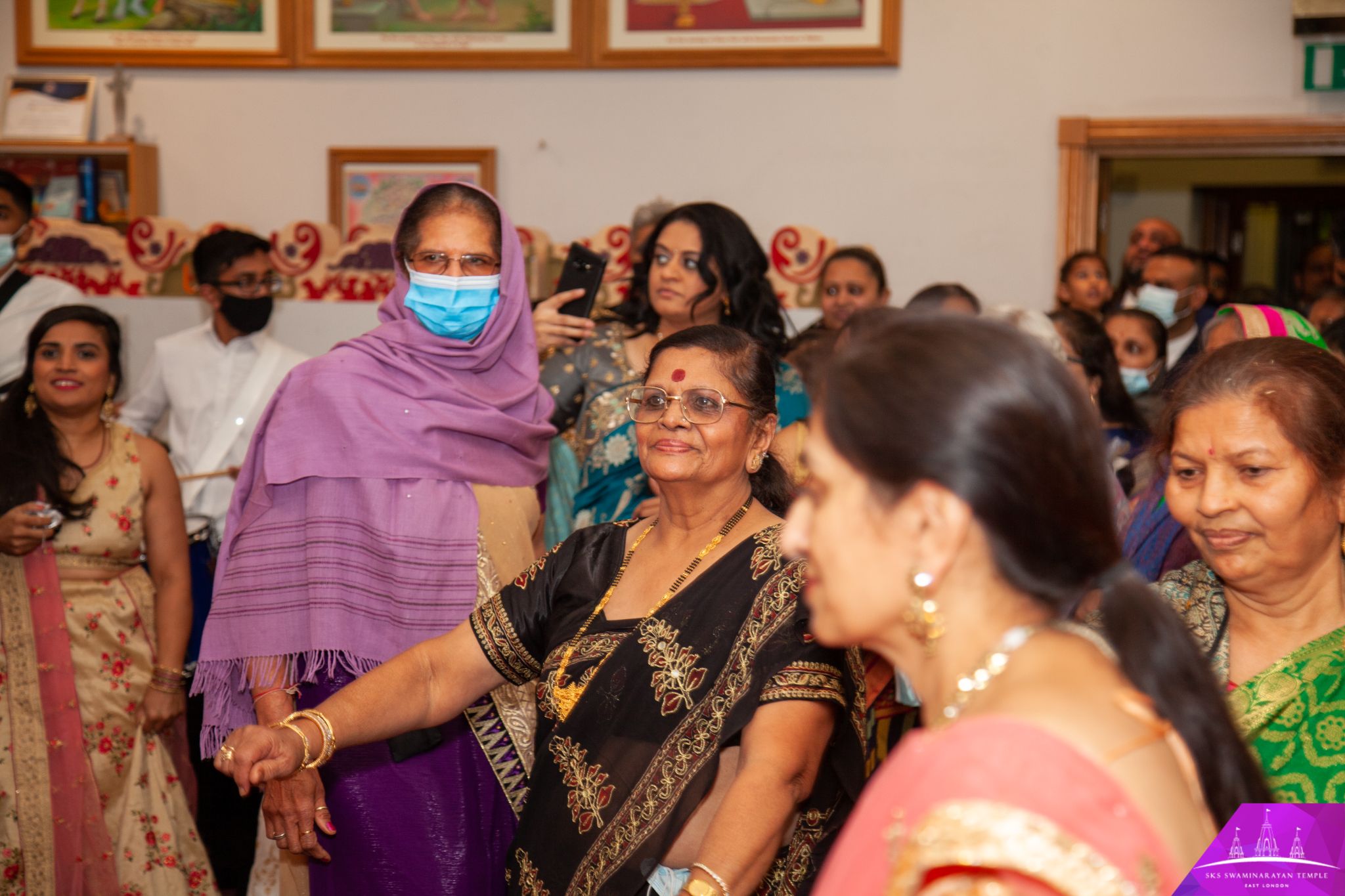 ©1987-2017 SKS Swaminarayan Temple East London
