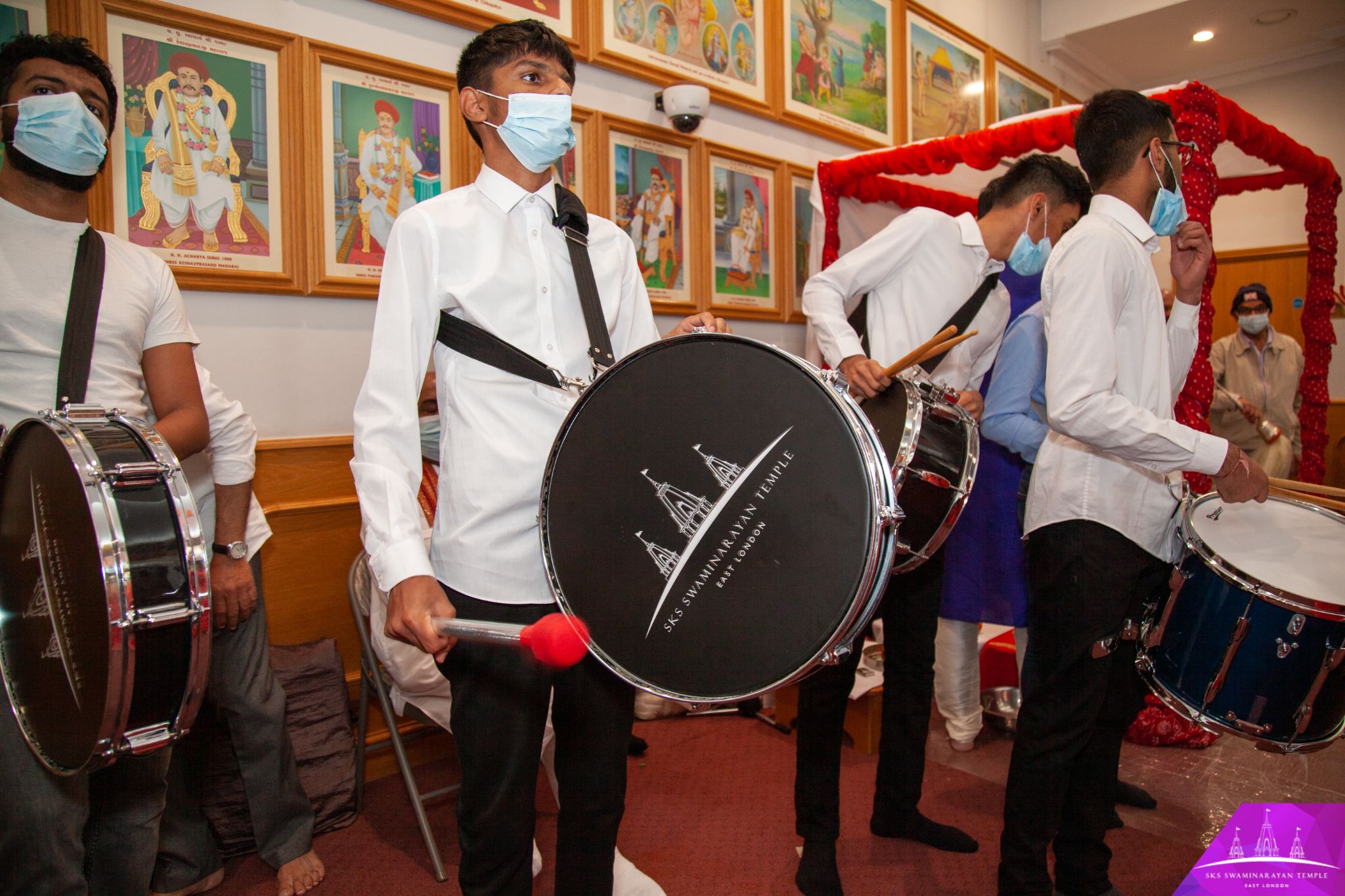 ©1987-2017 SKS Swaminarayan Temple East London