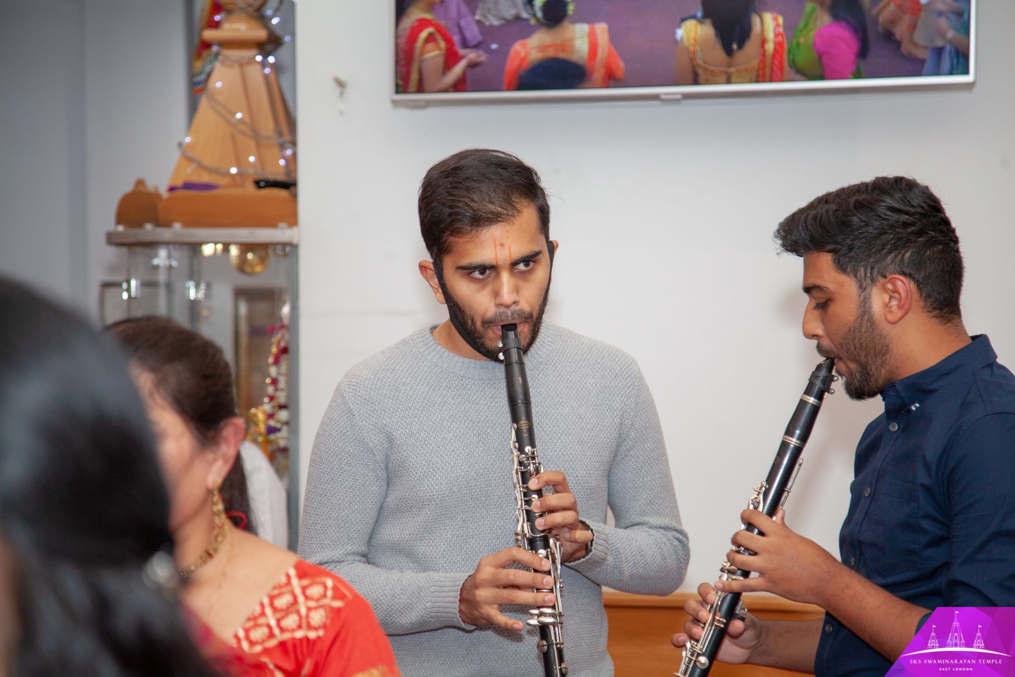 ©1987-2017 SKS Swaminarayan Temple East London
