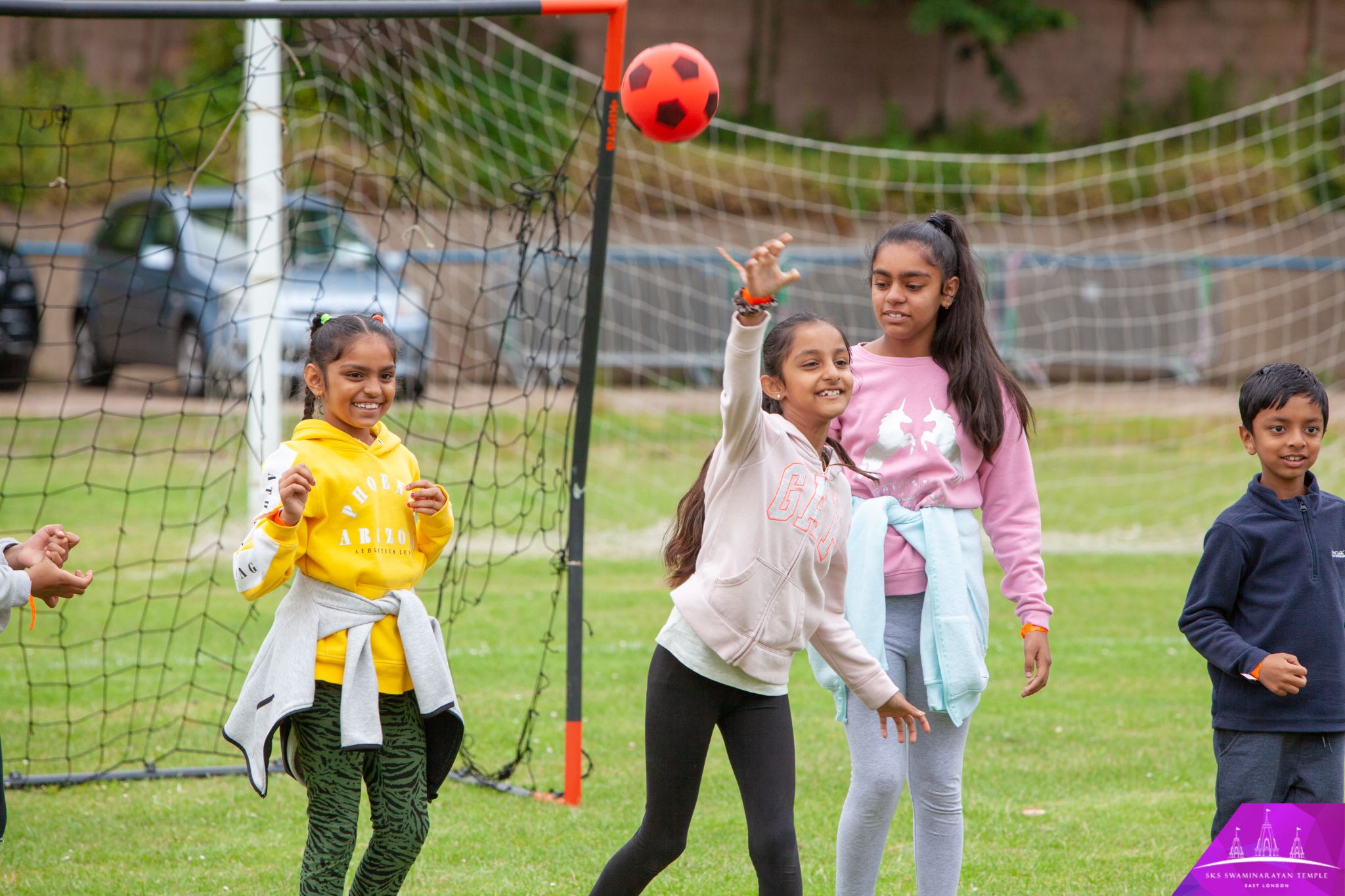 ©1987-2017 SKS Swaminarayan Temple East London