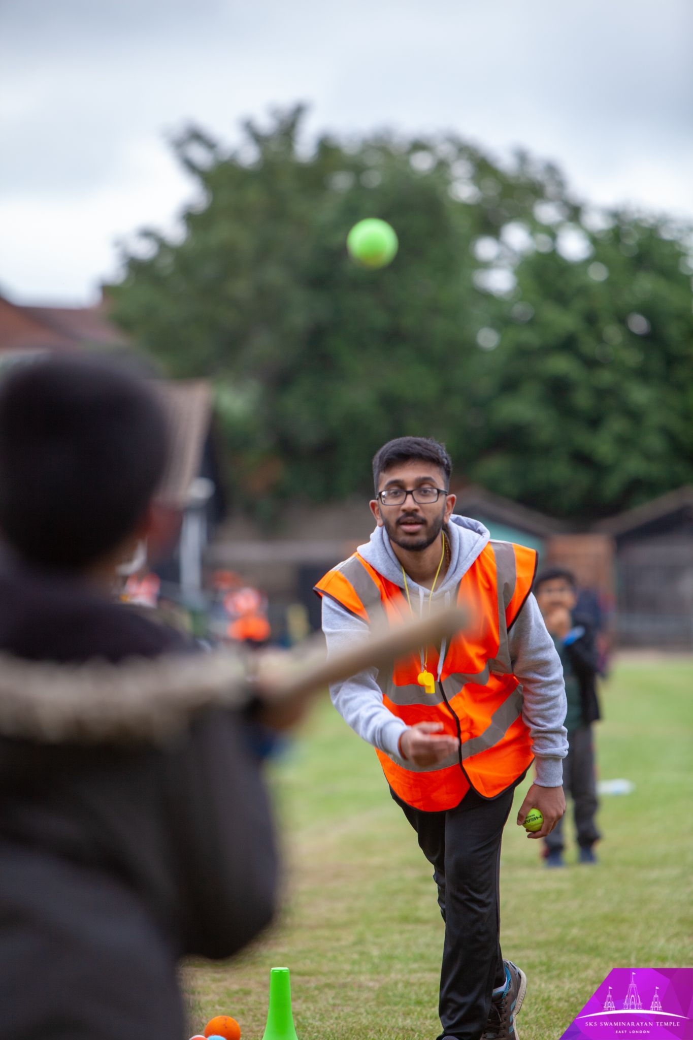 ©1987-2017 SKS Swaminarayan Temple East London