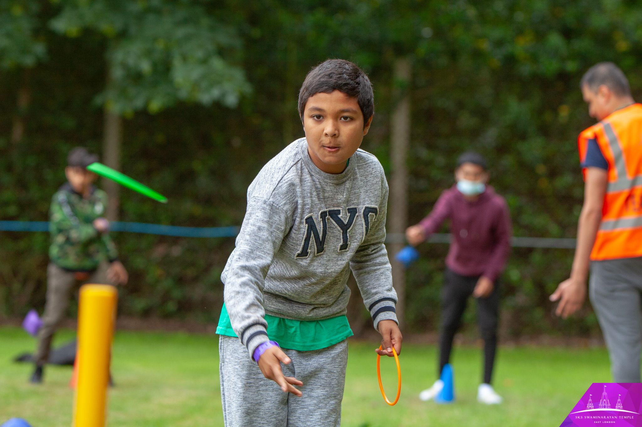 ©1987-2017 SKS Swaminarayan Temple East London