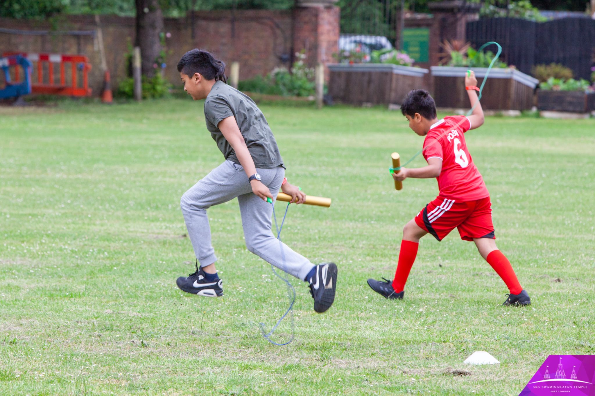©1987-2017 SKS Swaminarayan Temple East London