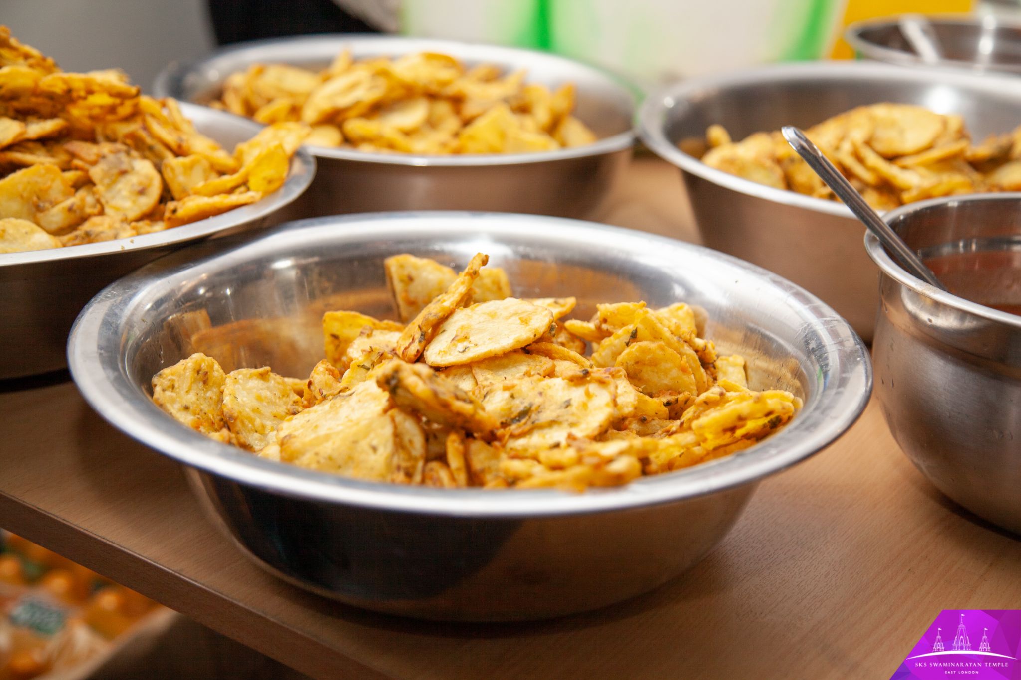 ©1987-2017 SKS Swaminarayan Temple East London