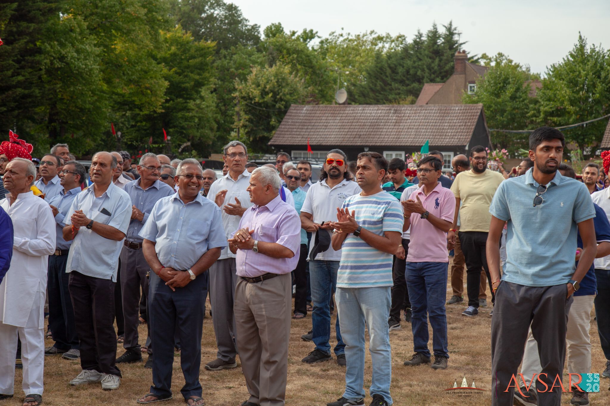 ©1987-2017 SKS Swaminarayan Temple East London
