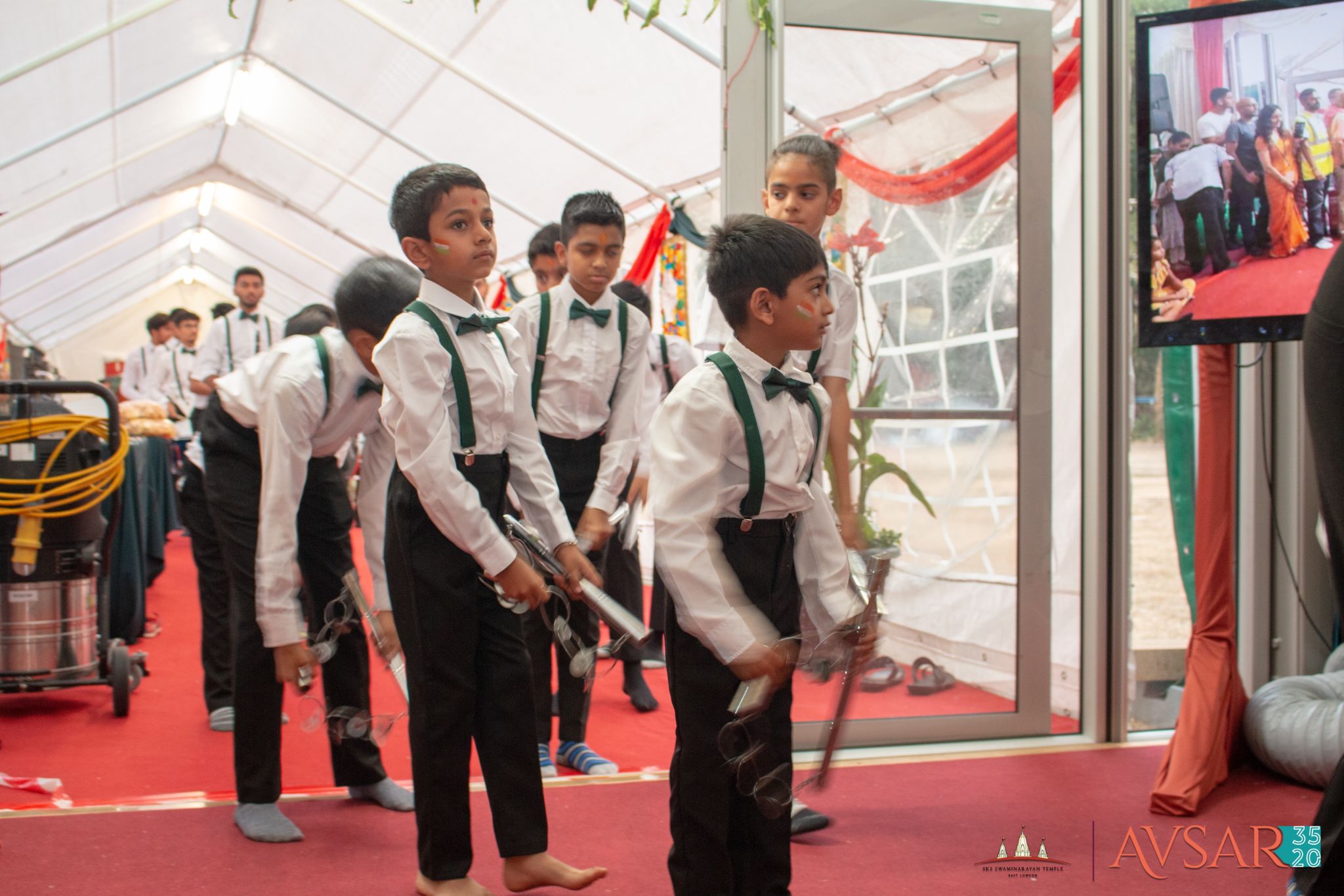 IMG 0001 - ©1987-2017 SKS Swaminarayan Temple East London