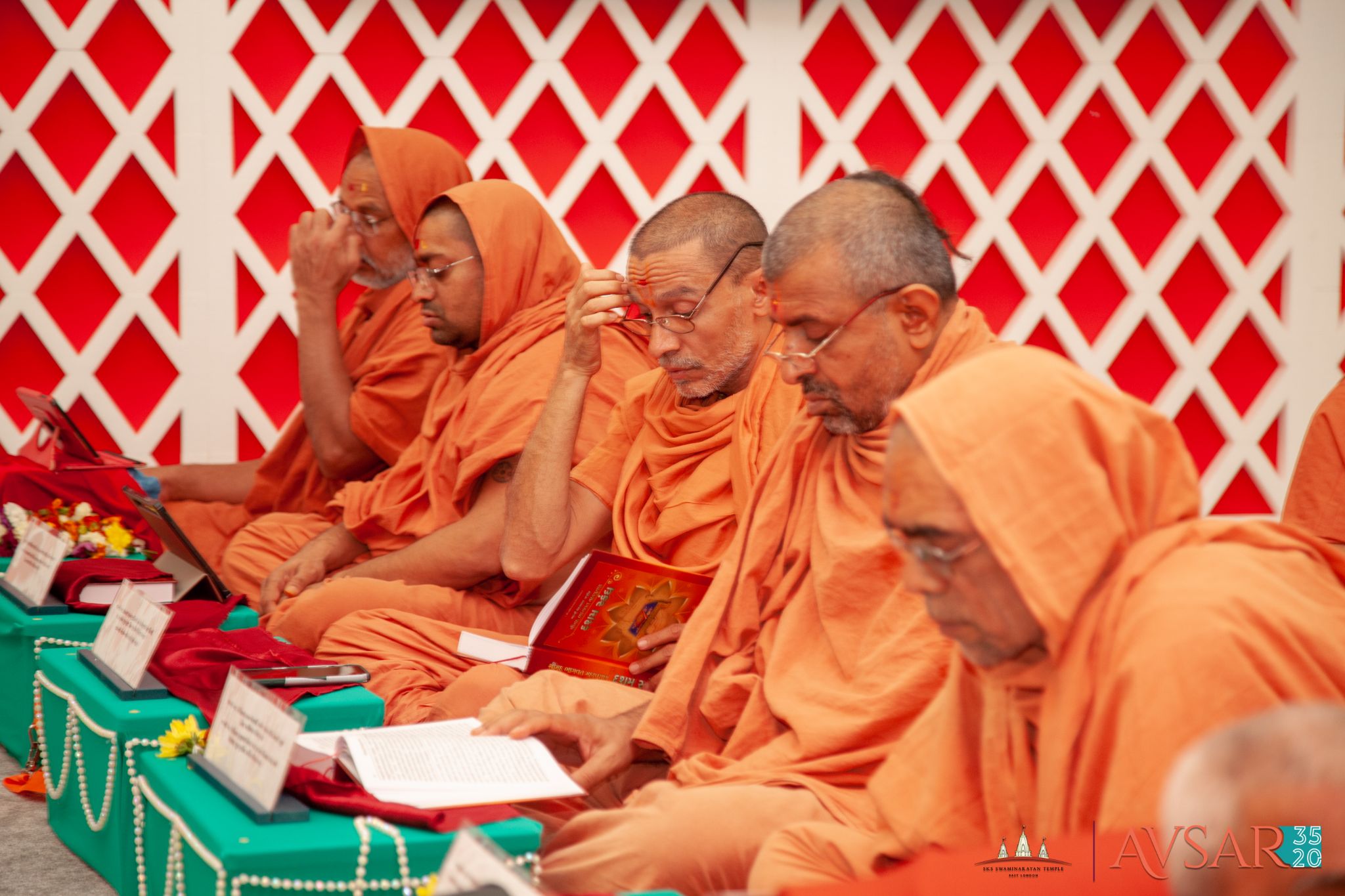 IMG 0044 - ©1987-2017 SKS Swaminarayan Temple East London