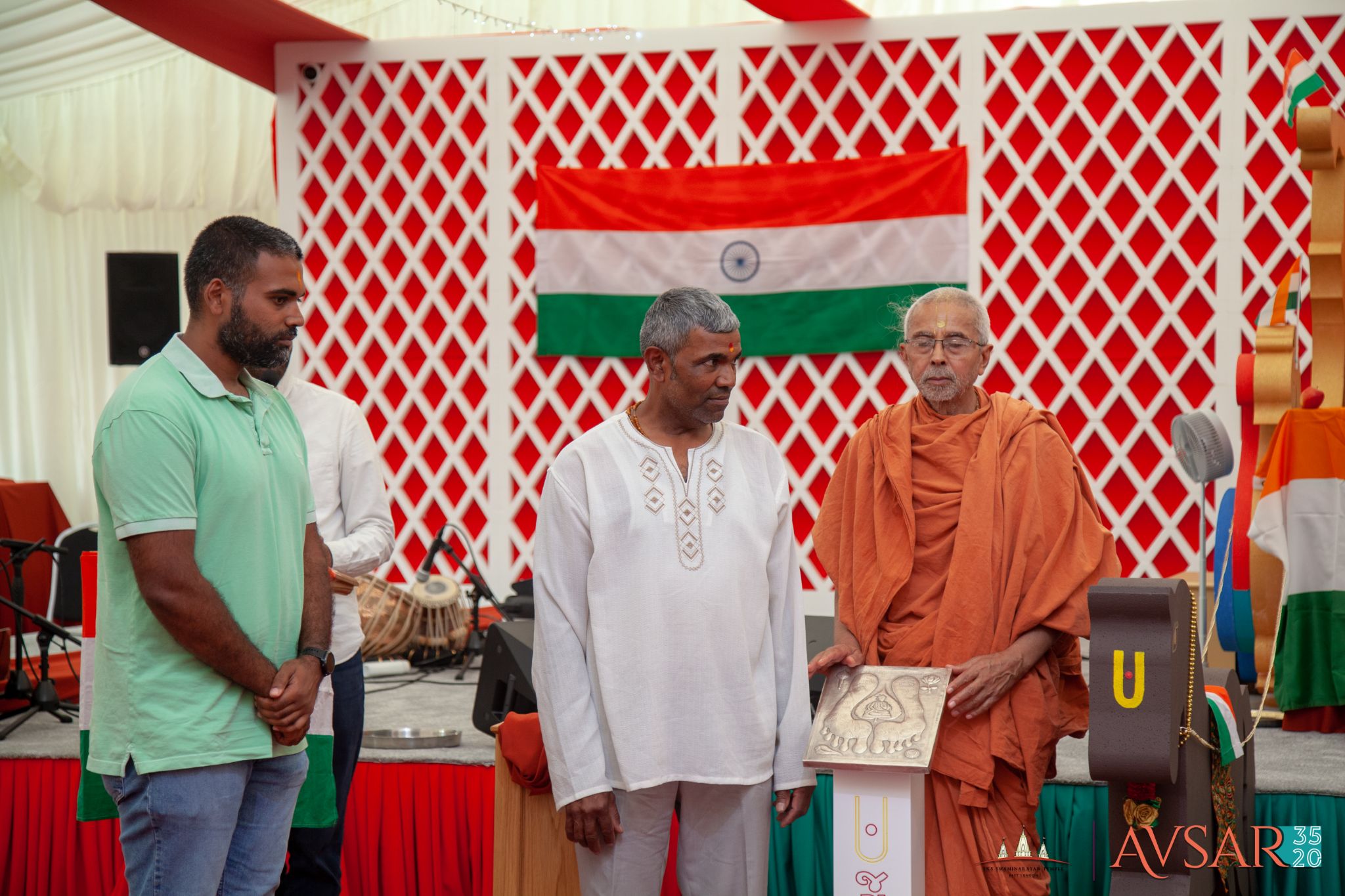 IMG 0109 - ©1987-2017 SKS Swaminarayan Temple East London