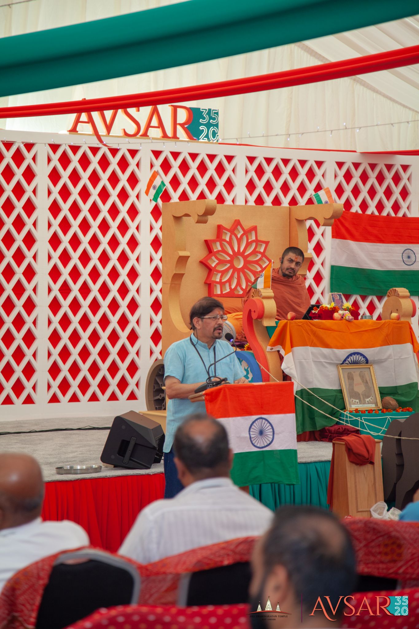 IMG 0132 - ©1987-2017 SKS Swaminarayan Temple East London