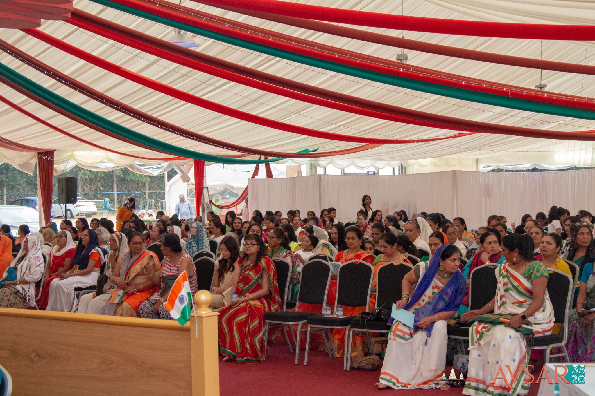 IMG 5981 - ©1987-2017 SKS Swaminarayan Temple East London