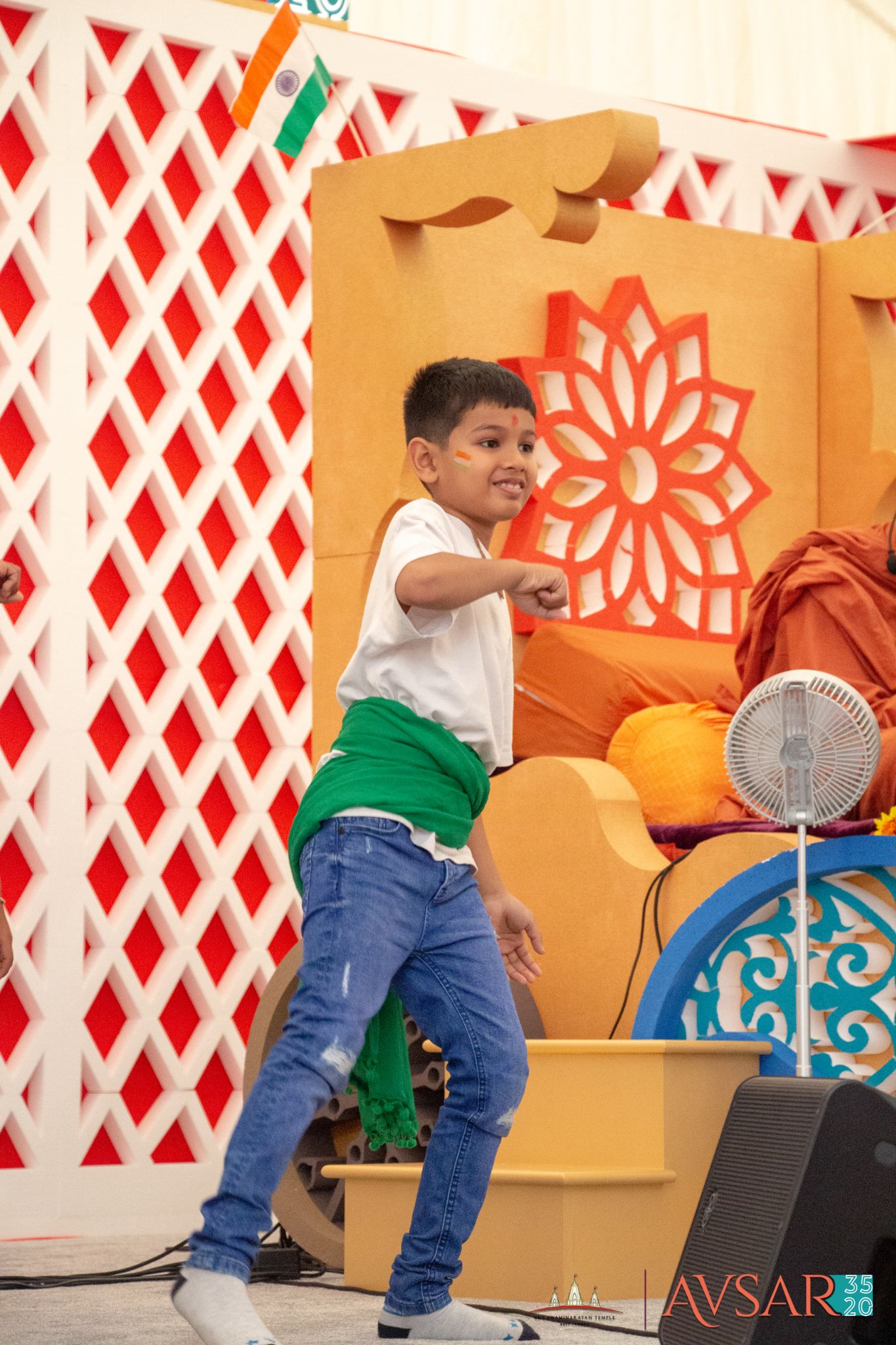 IMG 6004 - ©1987-2017 SKS Swaminarayan Temple East London
