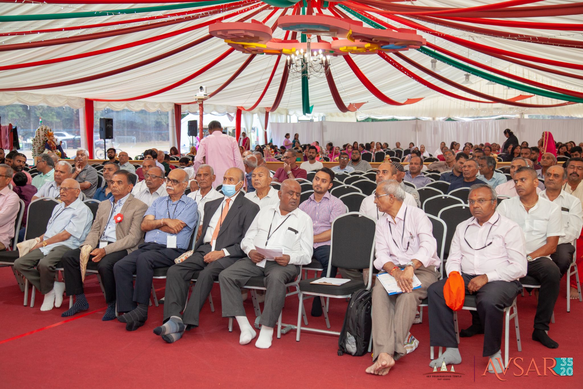 ©1987-2017 SKS Swaminarayan Temple East London
