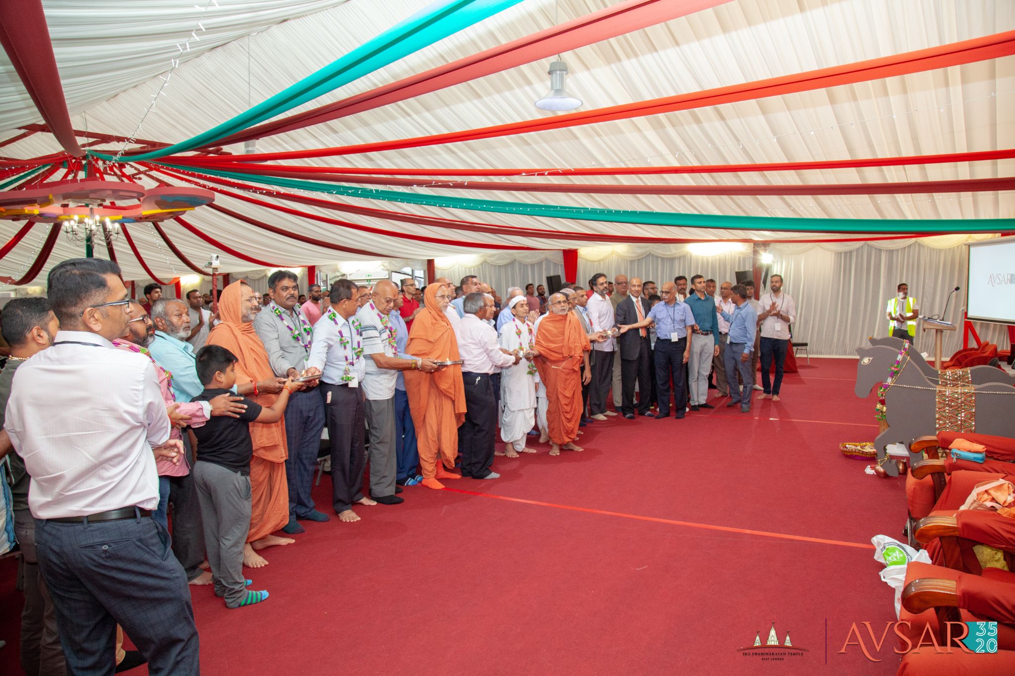 ©1987-2017 SKS Swaminarayan Temple East London