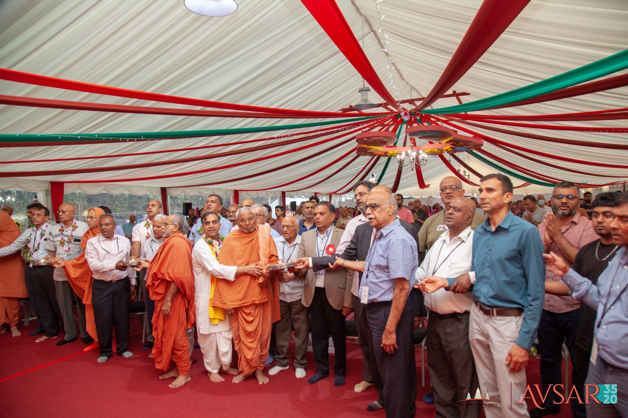 ©1987-2017 SKS Swaminarayan Temple East London