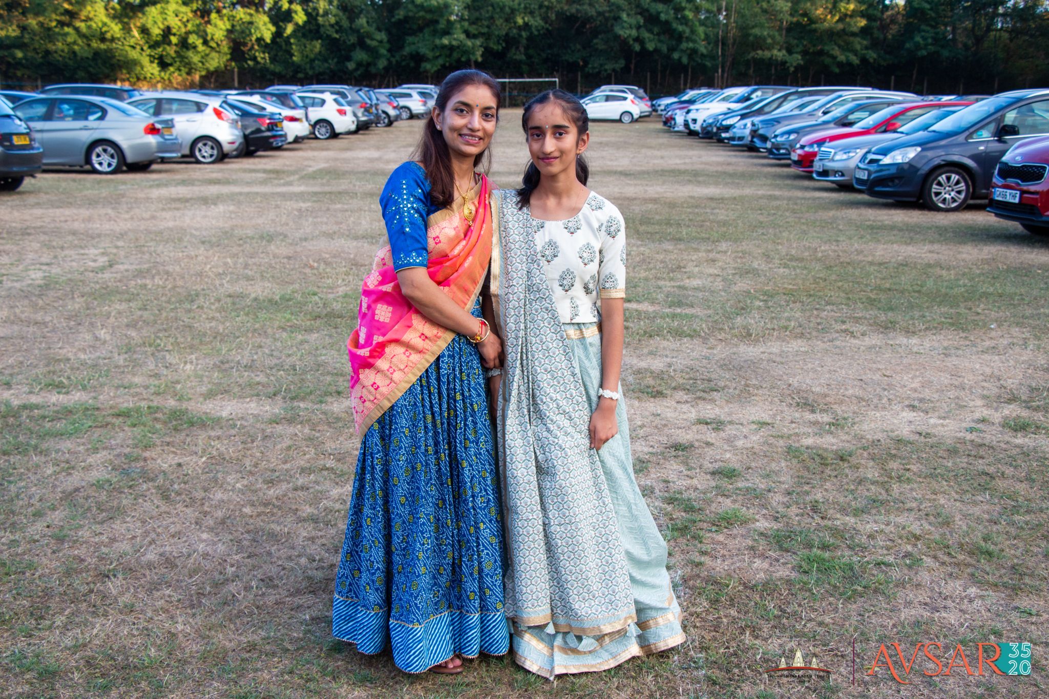 ©1987-2017 SKS Swaminarayan Temple East London