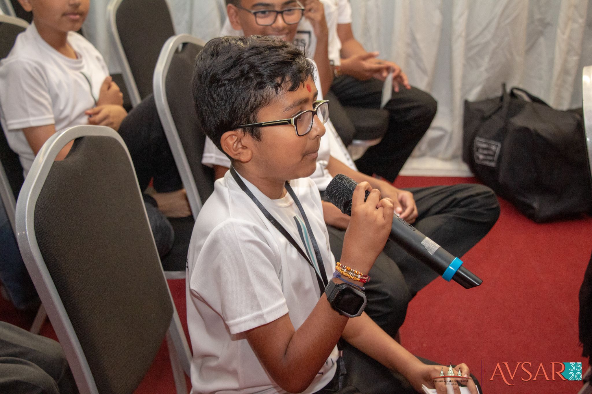 ©1987-2017 SKS Swaminarayan Temple East London