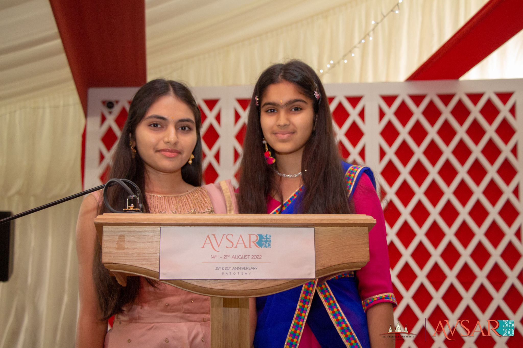 ©1987-2017 SKS Swaminarayan Temple East London