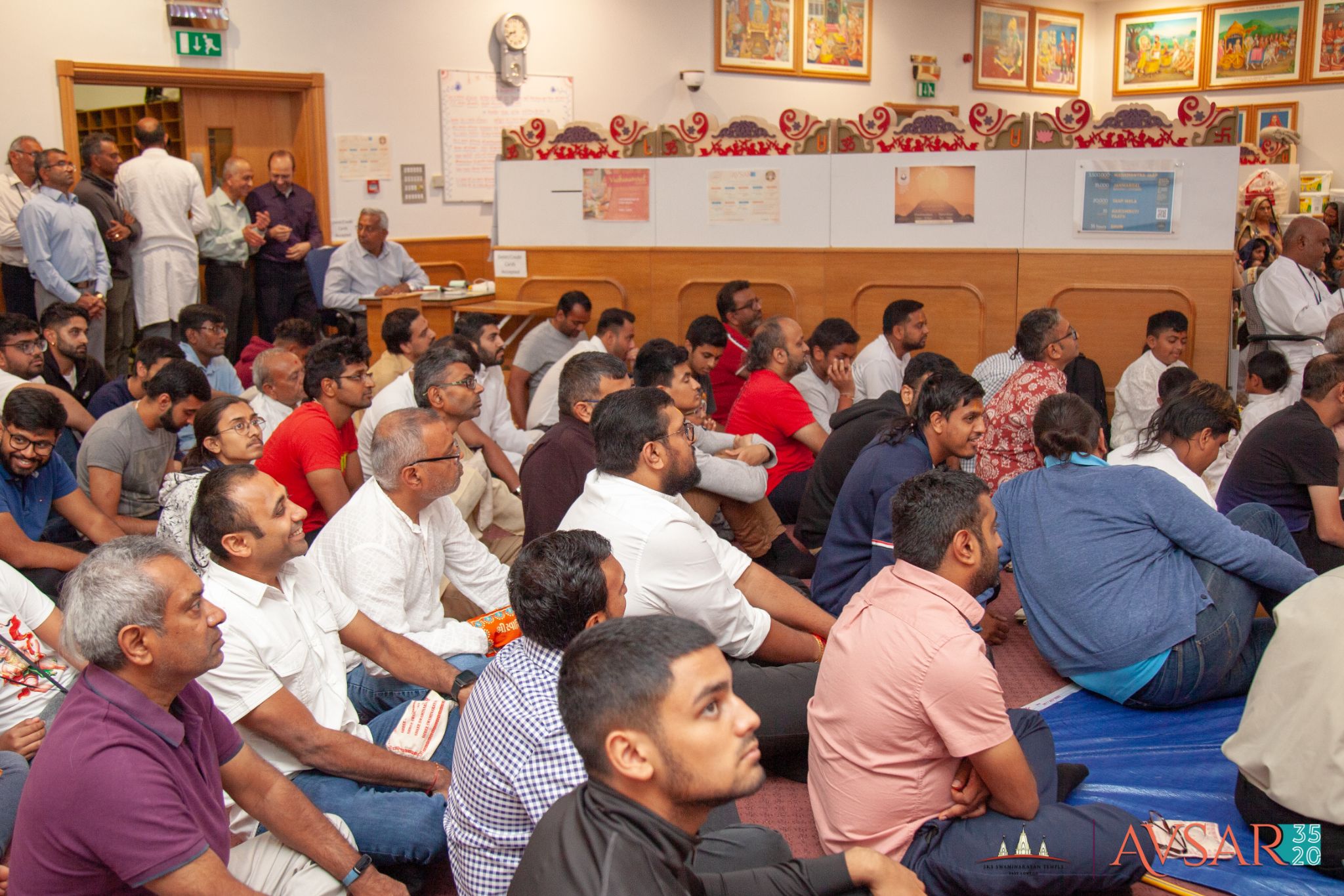 ©1987-2017 SKS Swaminarayan Temple East London