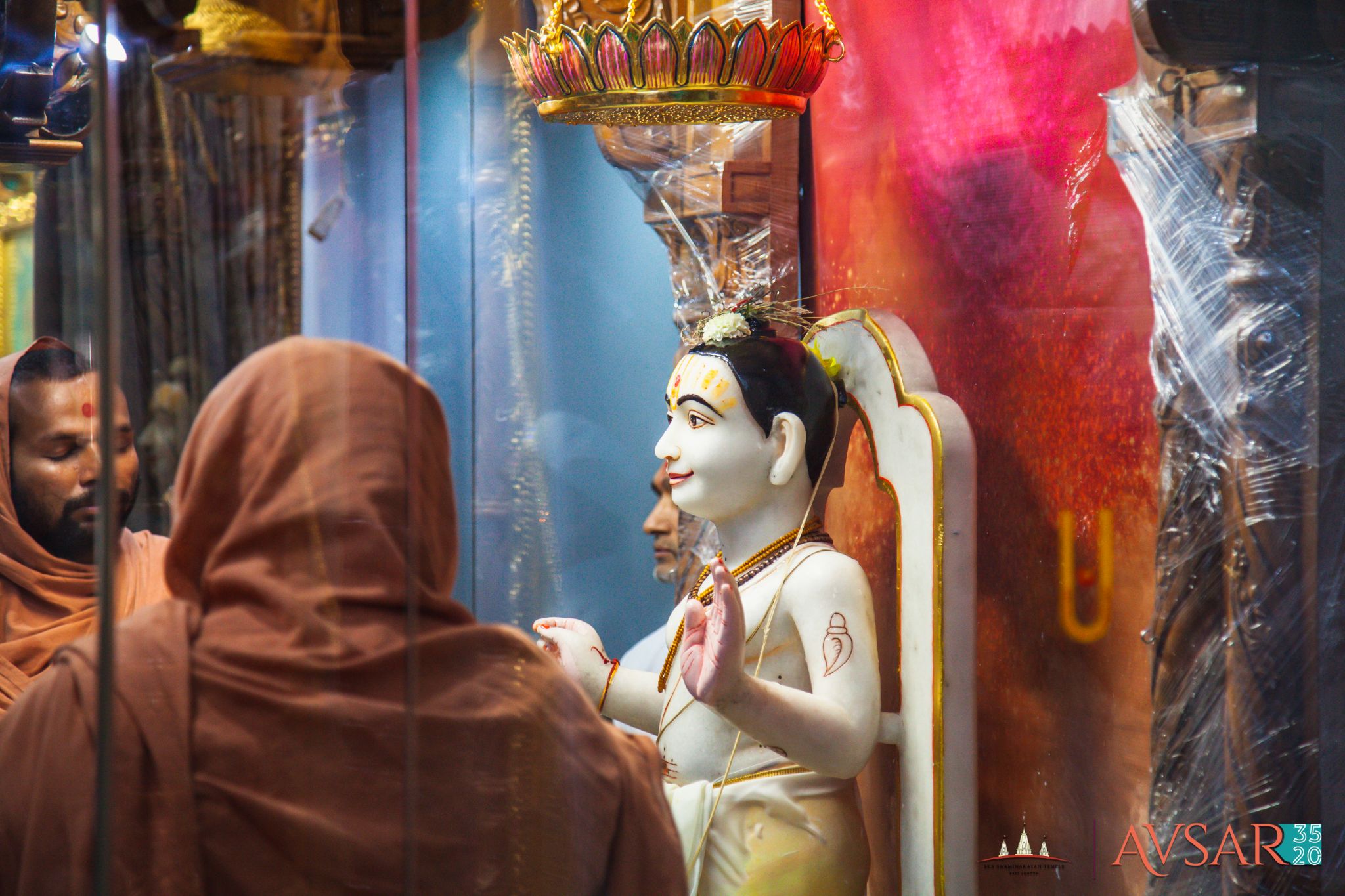 ©1987-2017 SKS Swaminarayan Temple East London