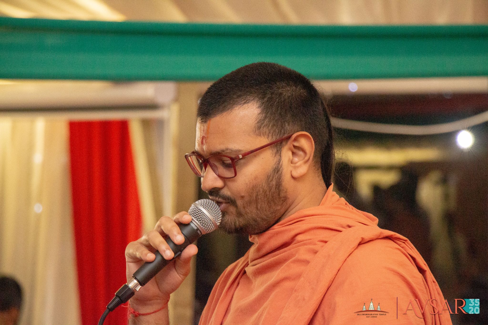 ©1987-2017 SKS Swaminarayan Temple East London