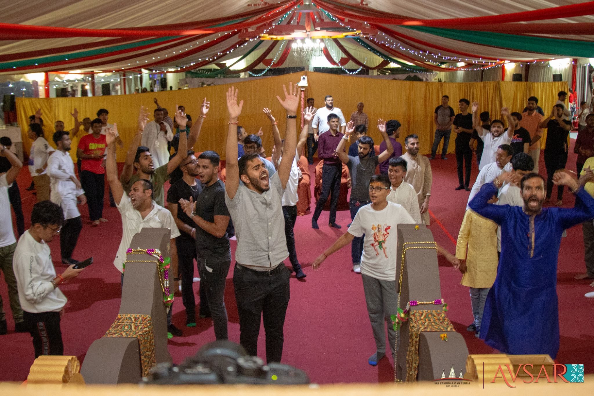 ©1987-2017 SKS Swaminarayan Temple East London