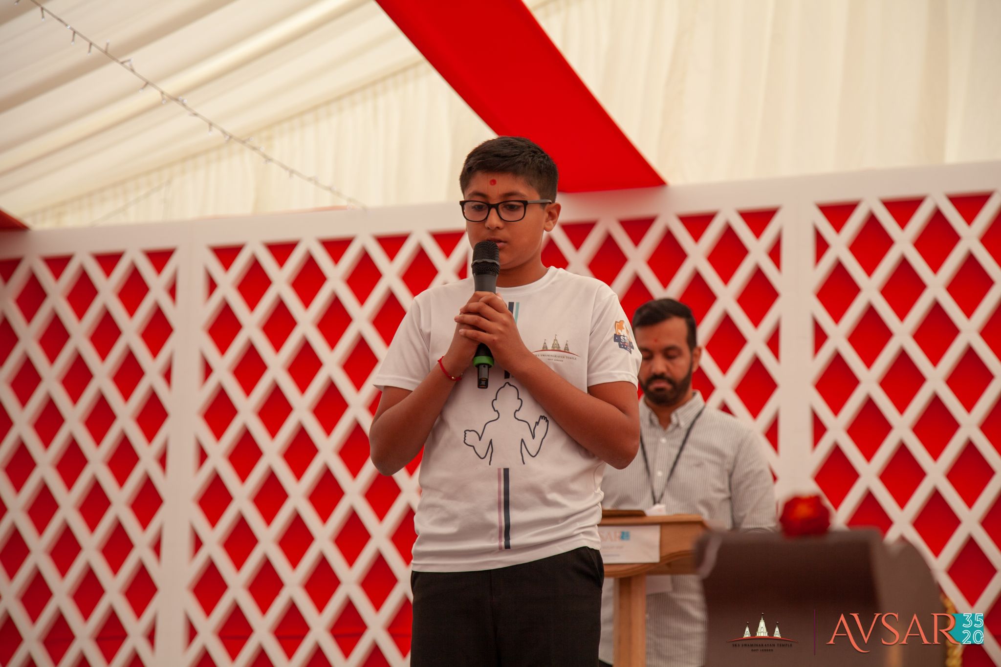 ©1987-2017 SKS Swaminarayan Temple East London
