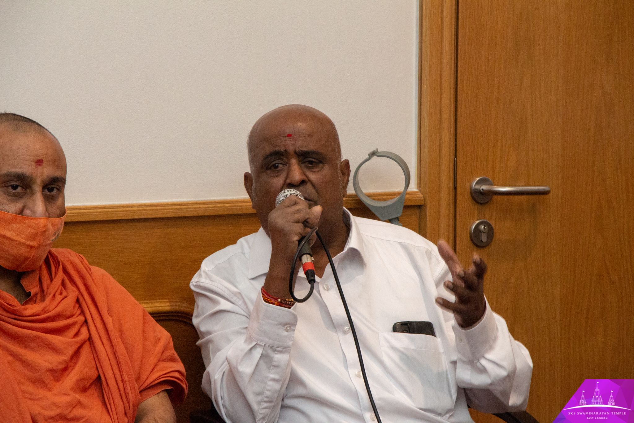 ©1987-2017 SKS Swaminarayan Temple East London