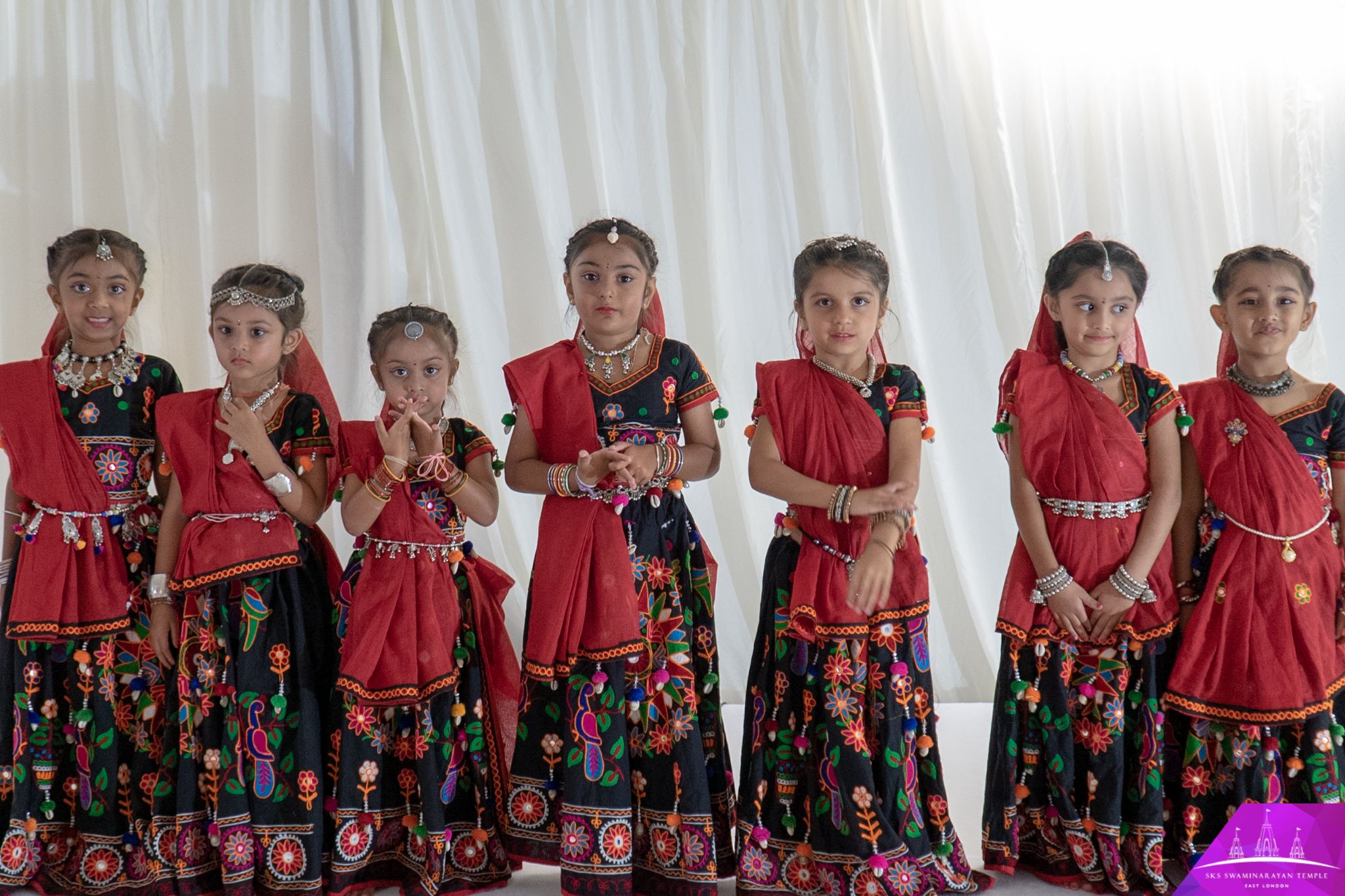 ©1987-2017 SKS Swaminarayan Temple East London