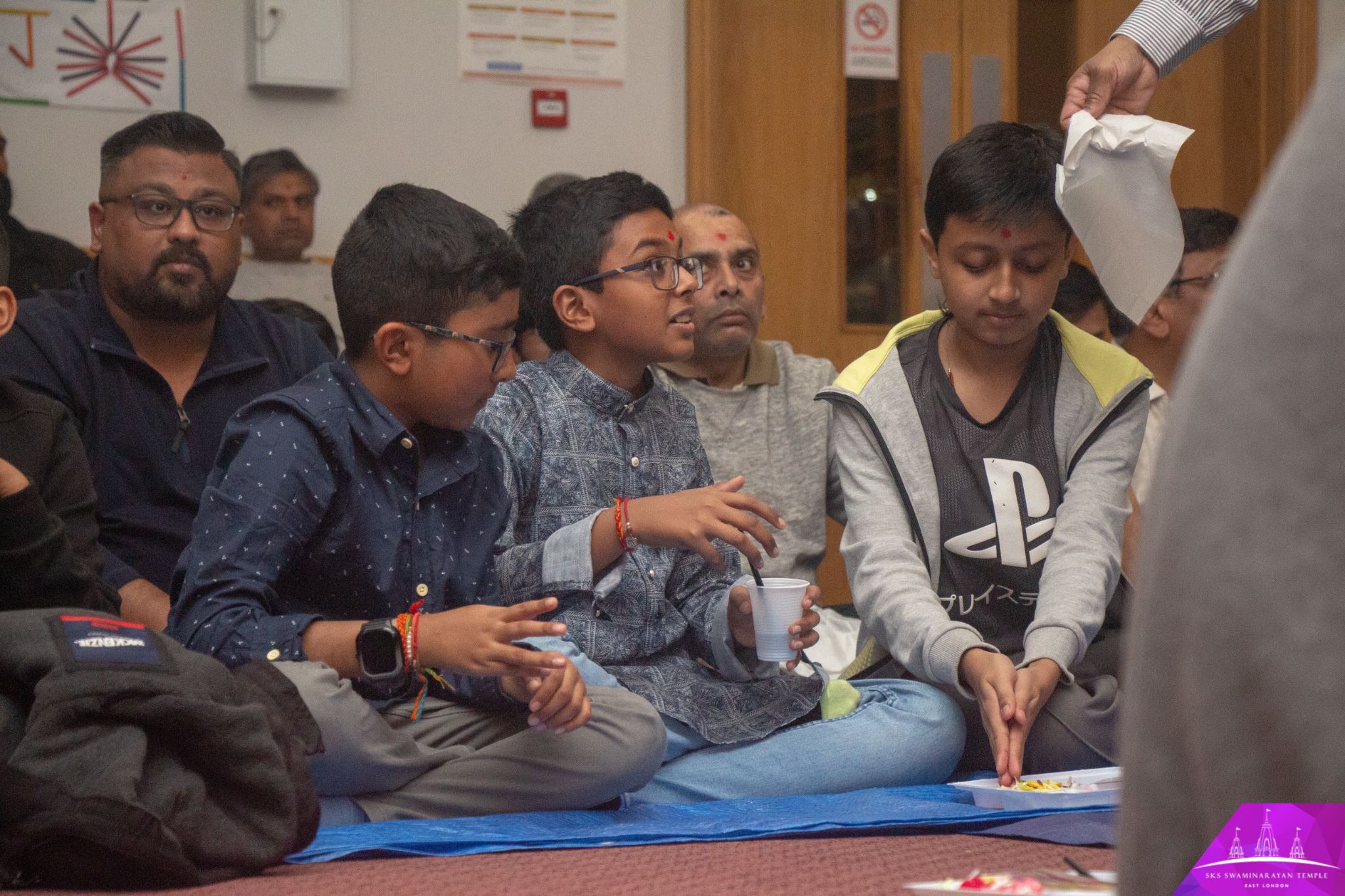 ©1987-2017 SKS Swaminarayan Temple East London