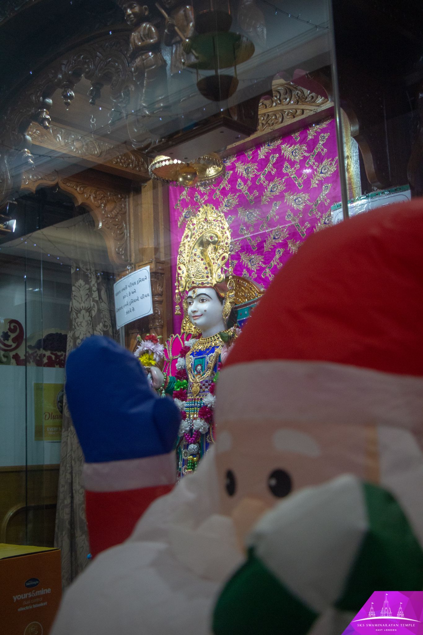 ©1987-2017 SKS Swaminarayan Temple East London
