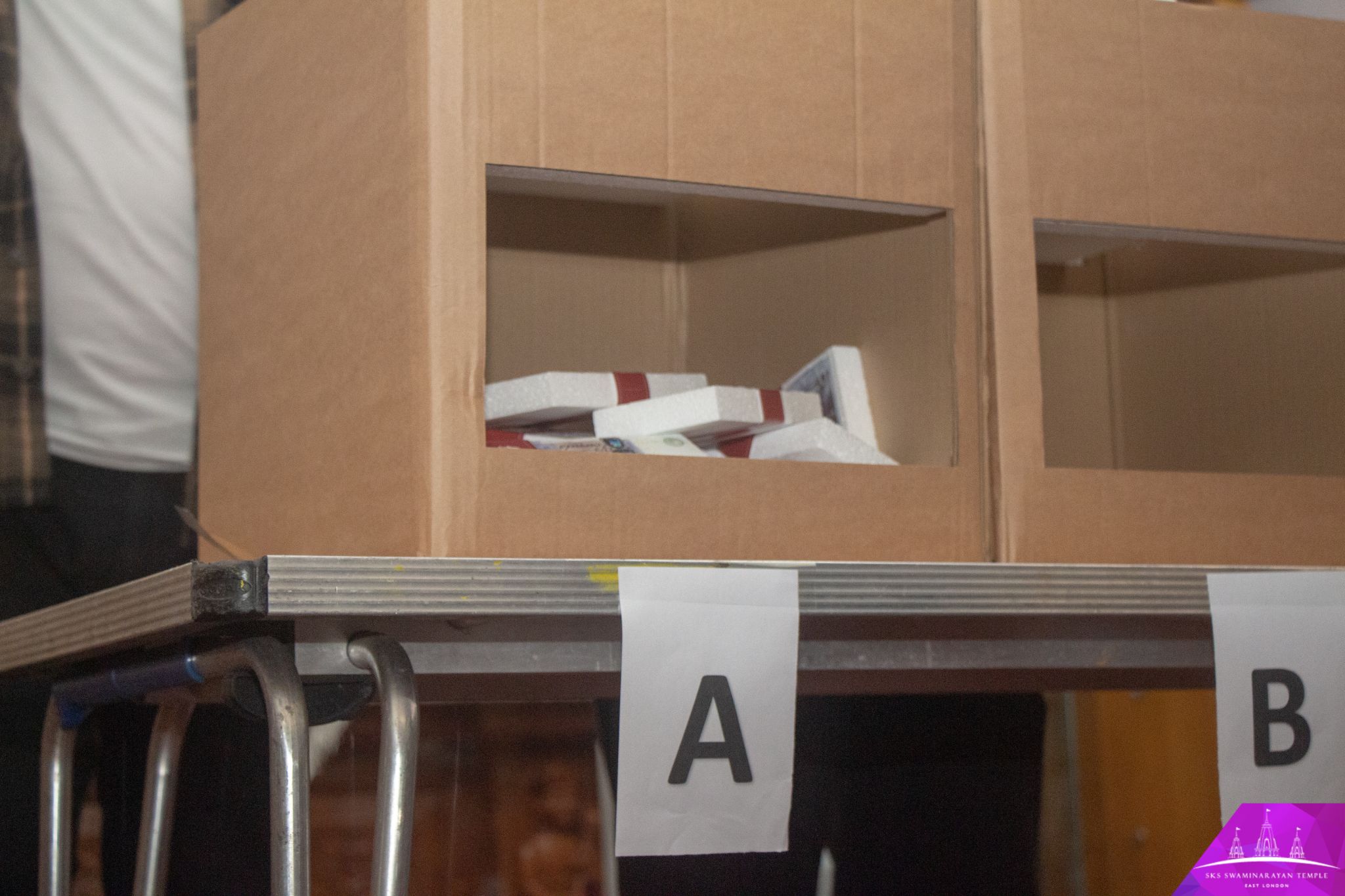 ©1987-2017 SKS Swaminarayan Temple East London