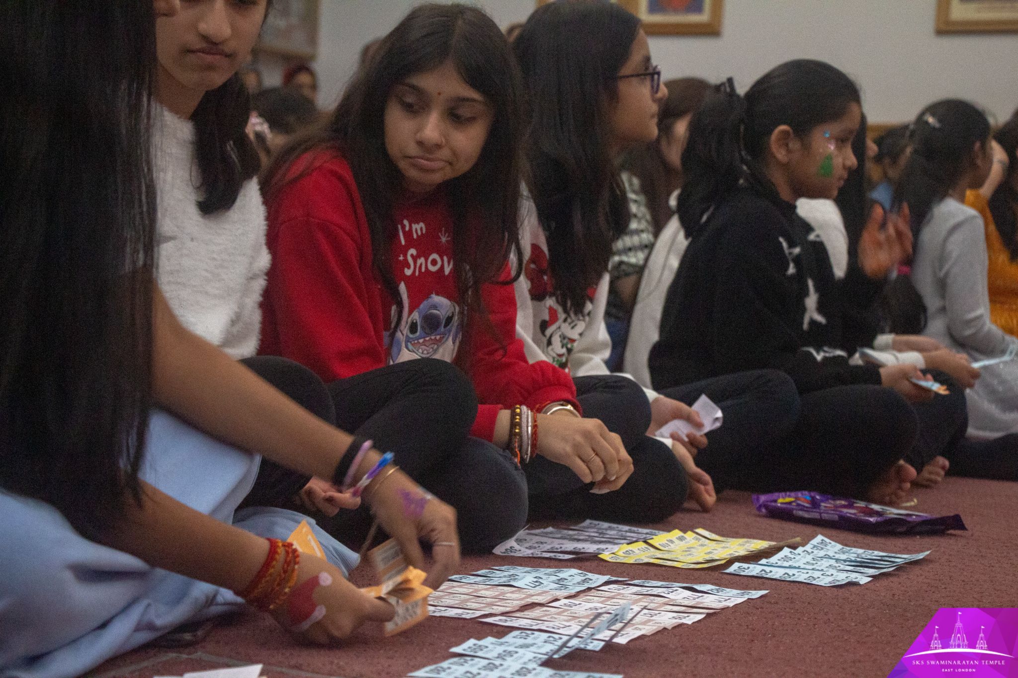©1987-2017 SKS Swaminarayan Temple East London