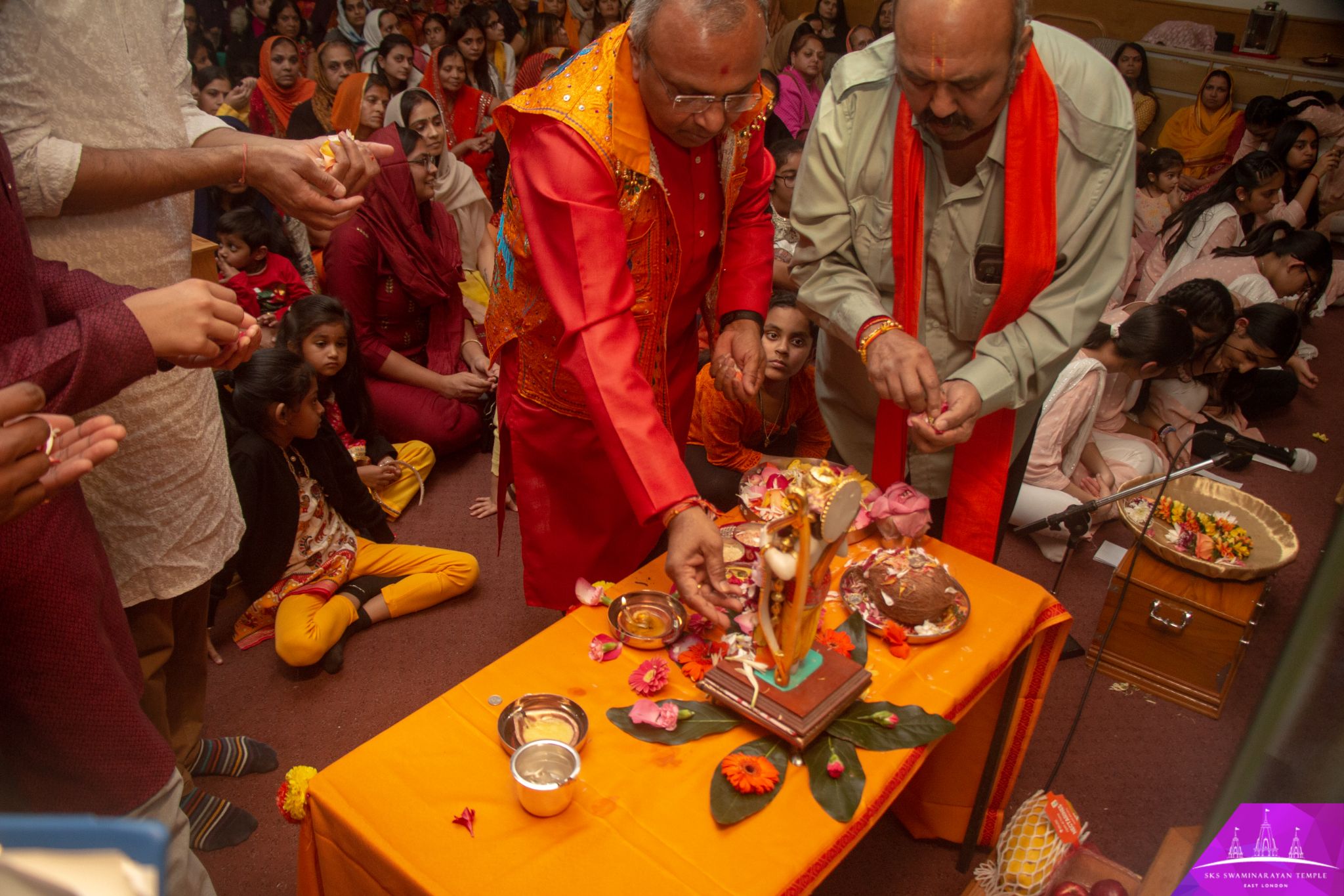 ©1987-2017 SKS Swaminarayan Temple East London