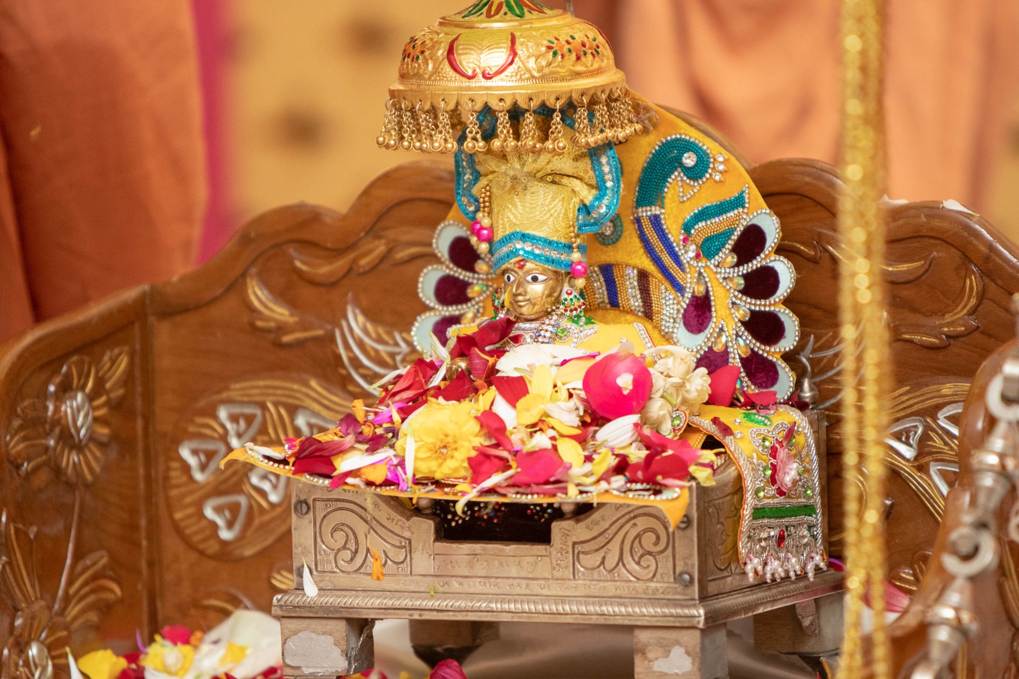 0W2A9105 - ©1987-2017 SKS Swaminarayan Temple East London