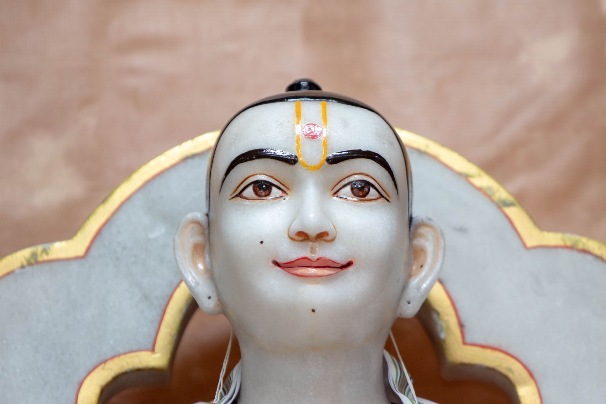 ©1987-2017 SKS Swaminarayan Temple East London